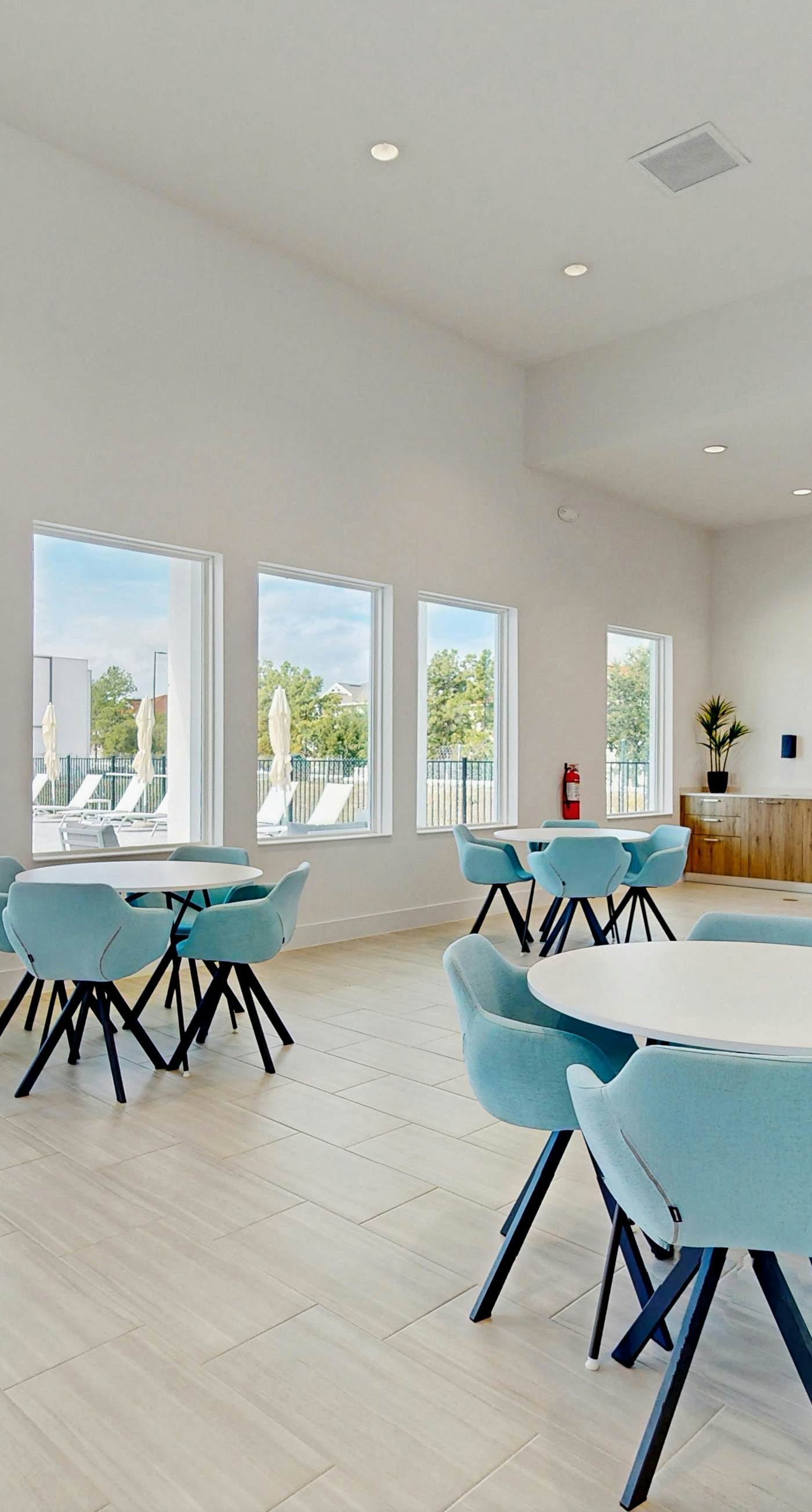 AZU119-332-5-P-Azur Resort  332