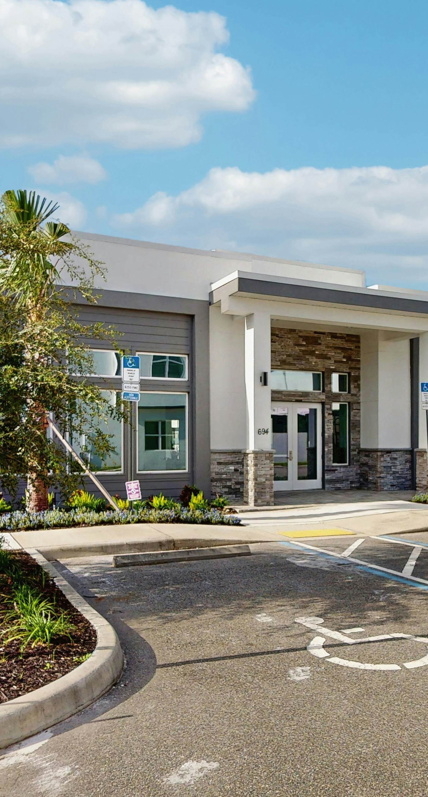 AZU119-332-5-P-Azur Resort  332