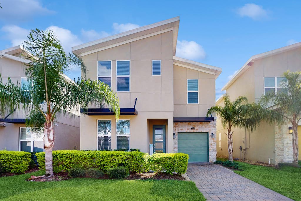 Spacious family villa with private pool, spa and movie loft