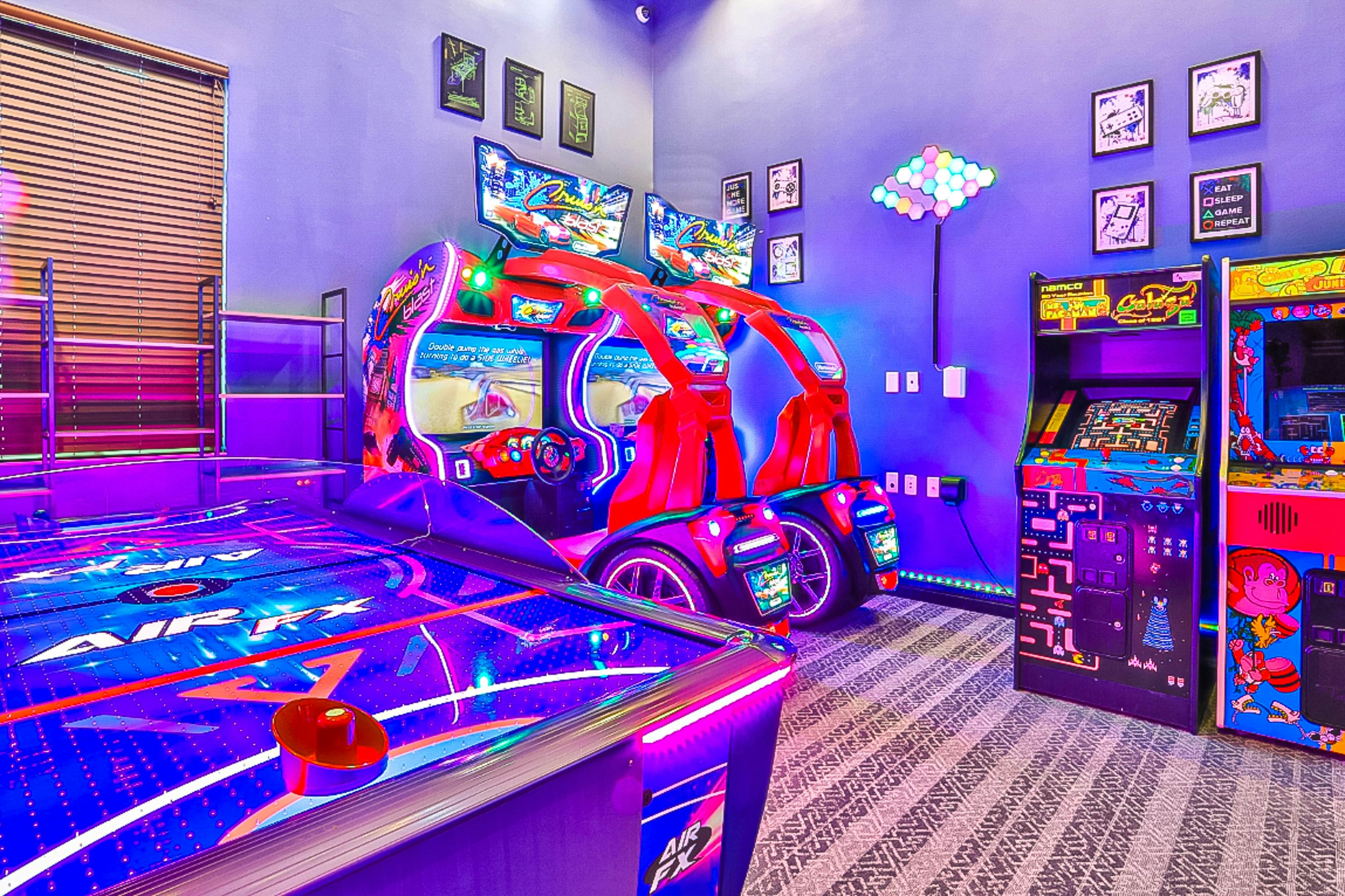 WW116-1630-9-P - Dream Come True Villa - Windsor at Westside