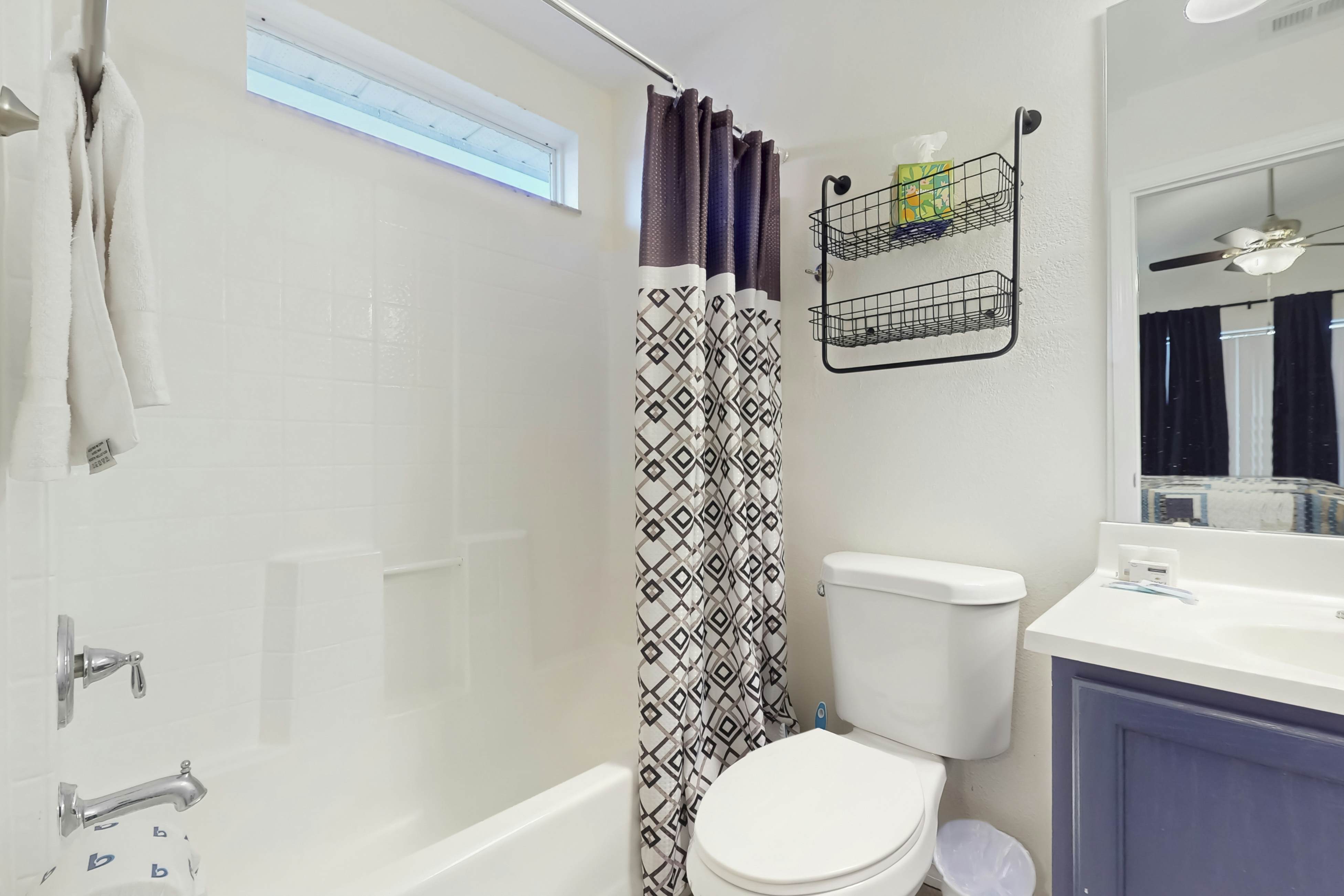 SOD102-2460-3-P - The Par-fect Getaway