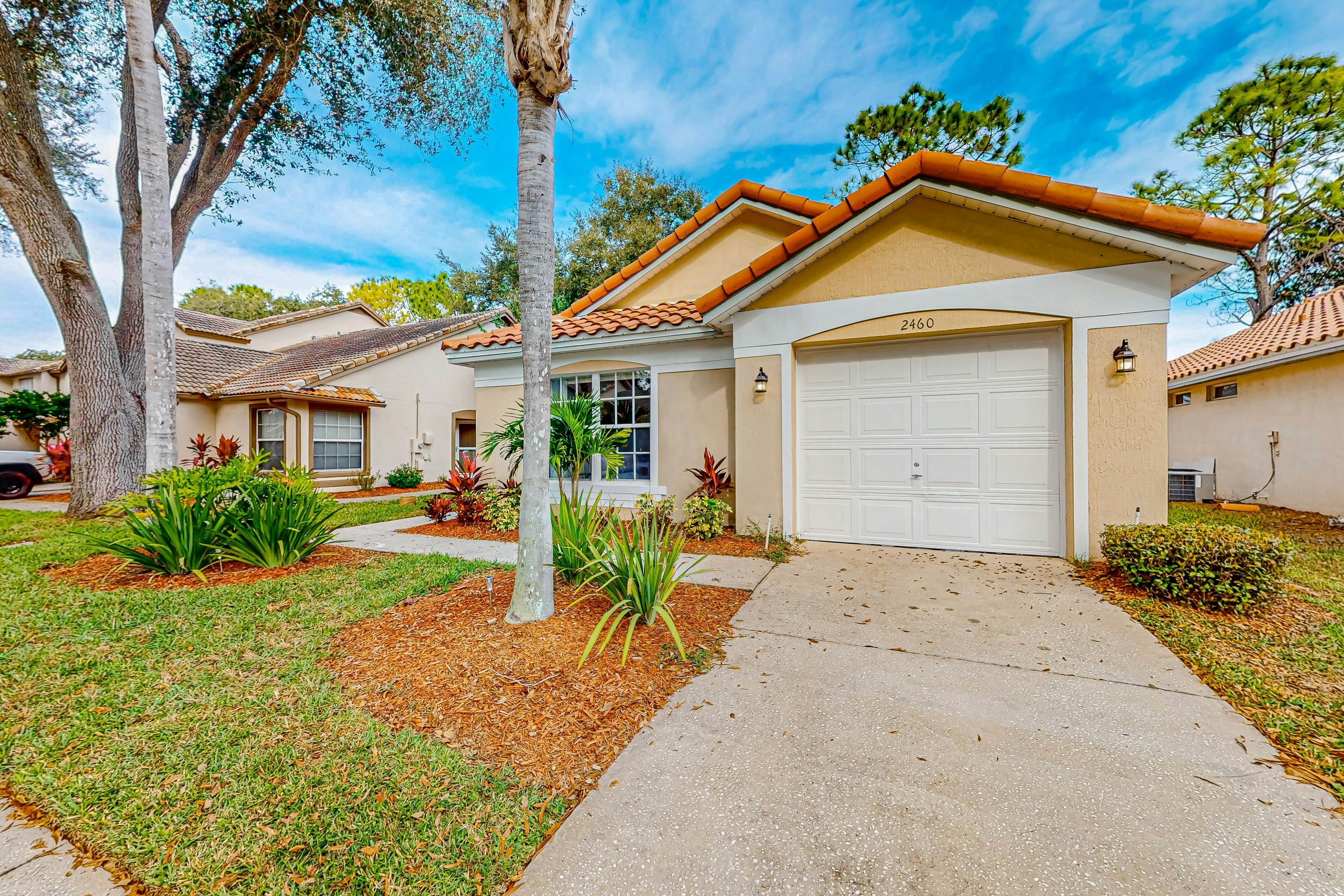 SOD102-2460-3-P - The Par-fect Getaway