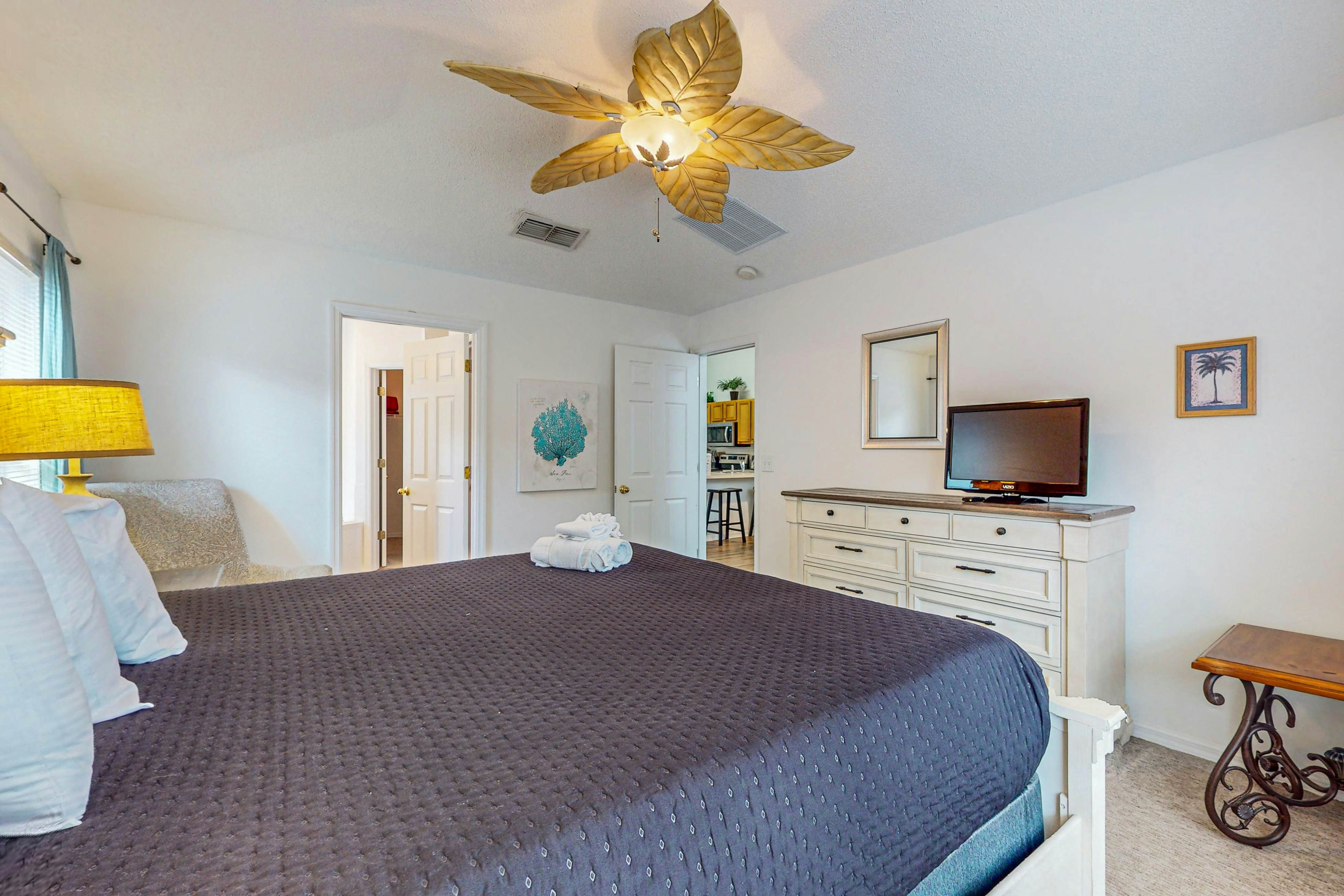 EMI104-8506-4-P-Emerald Oasis - Emerald Island Resort