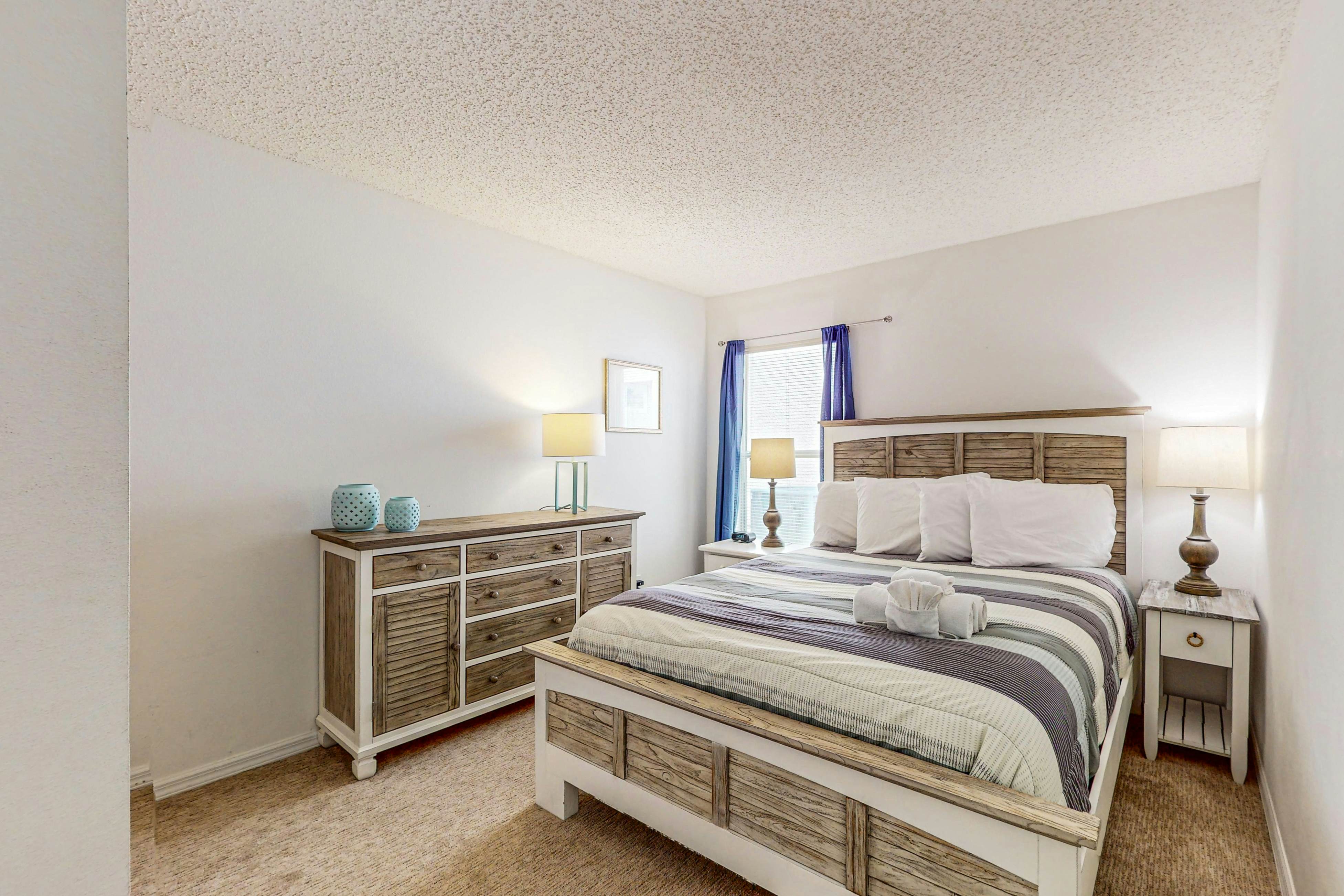 EMI104-8506-4-P-Emerald Oasis - Emerald Island Resort