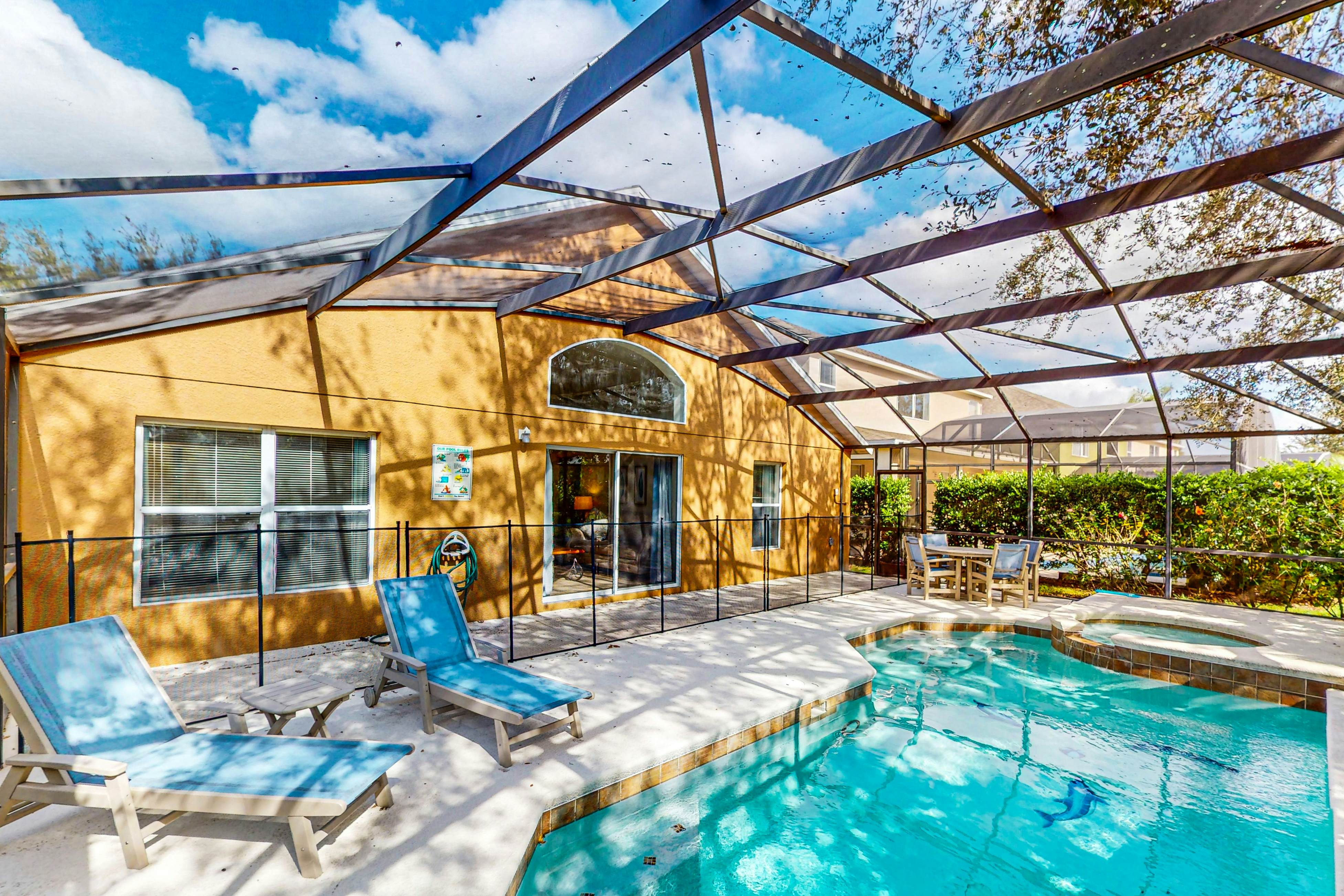 EMI104-8506-4-P-Emerald Oasis - Emerald Island Resort