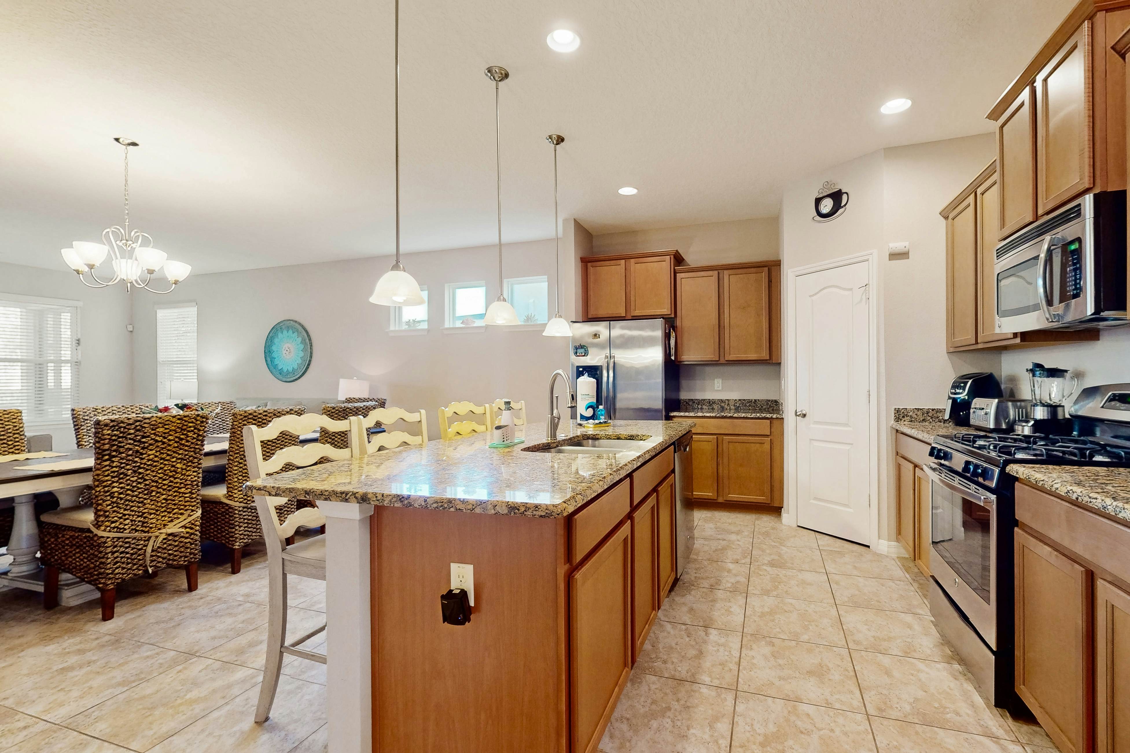 TVR104-2654-4-P - Golden Hour Haven