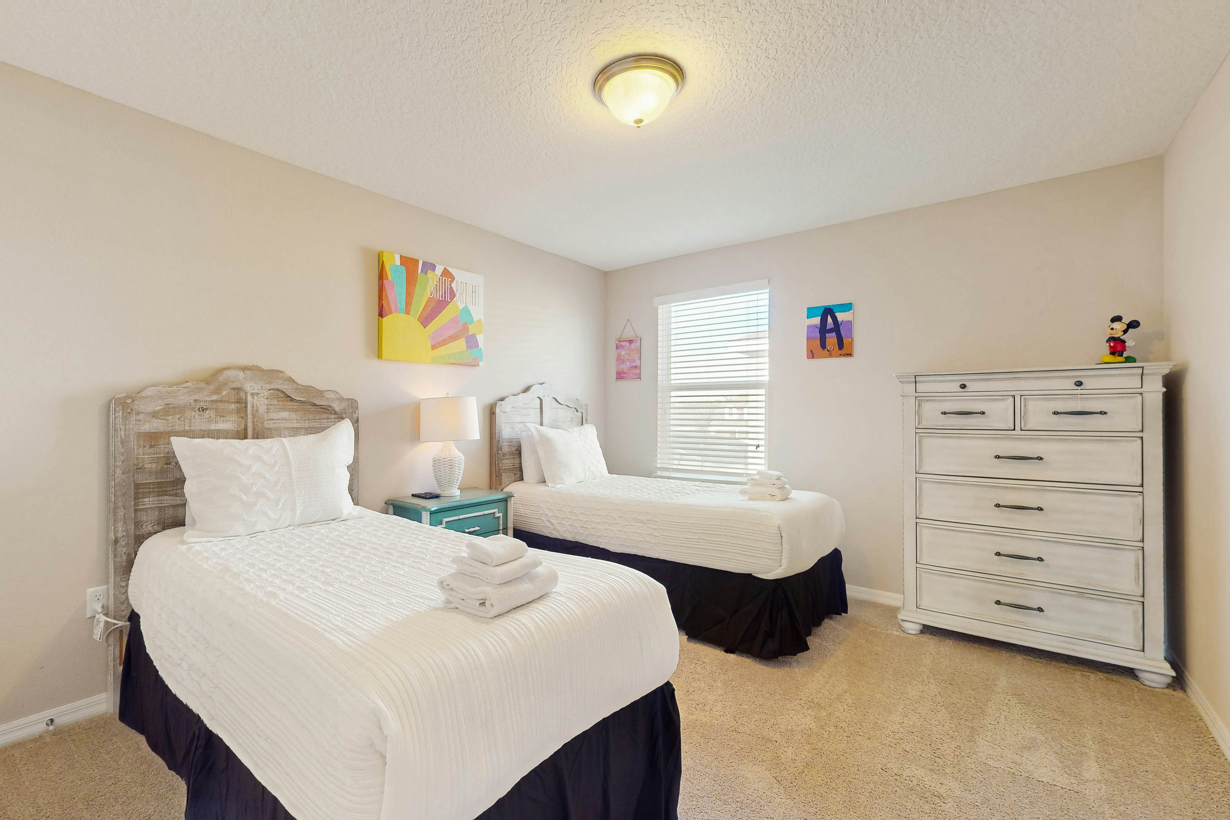 TVR104-2654-4-P - Golden Hour Haven