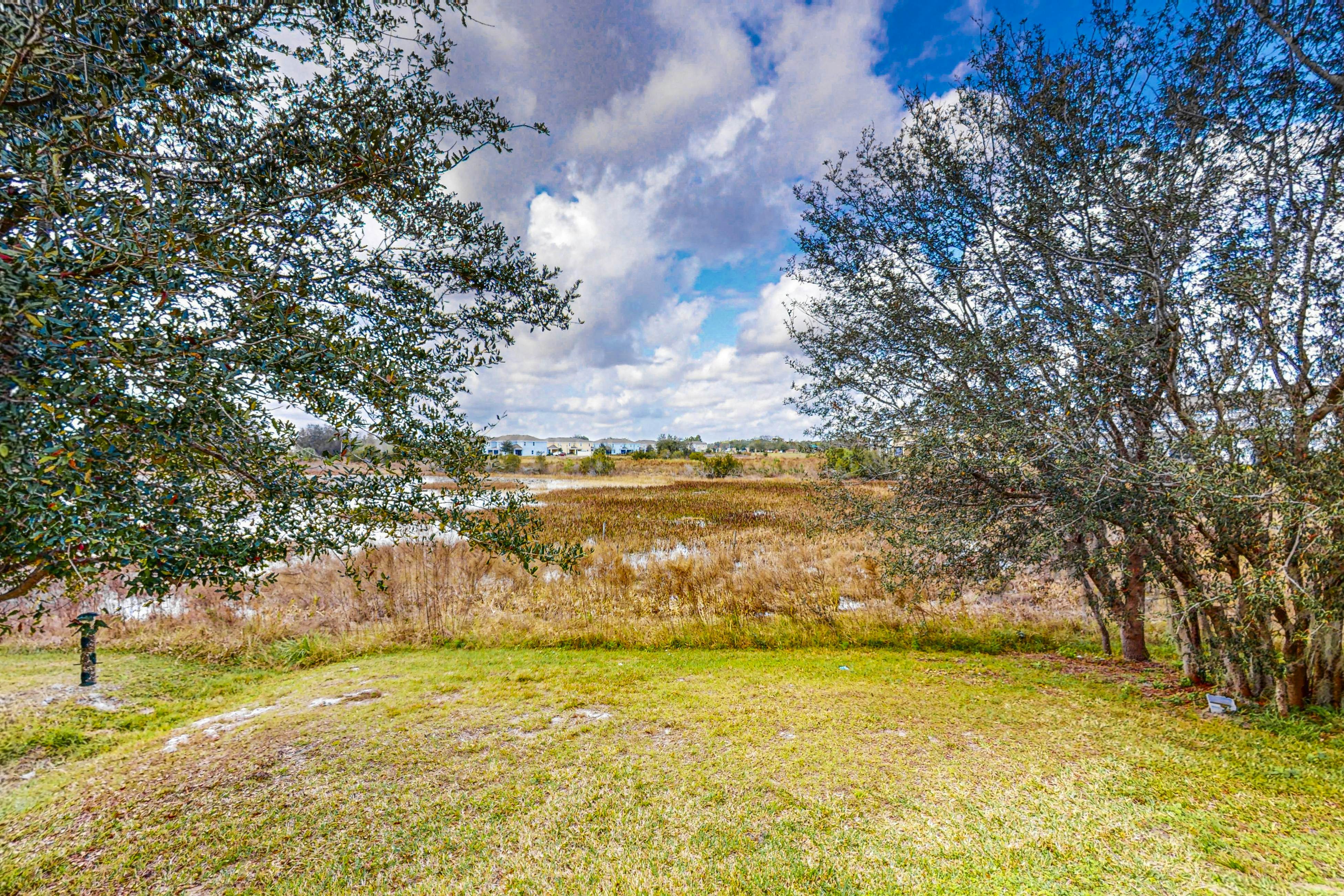 WPR101-308-3 - Paradise on Primrose