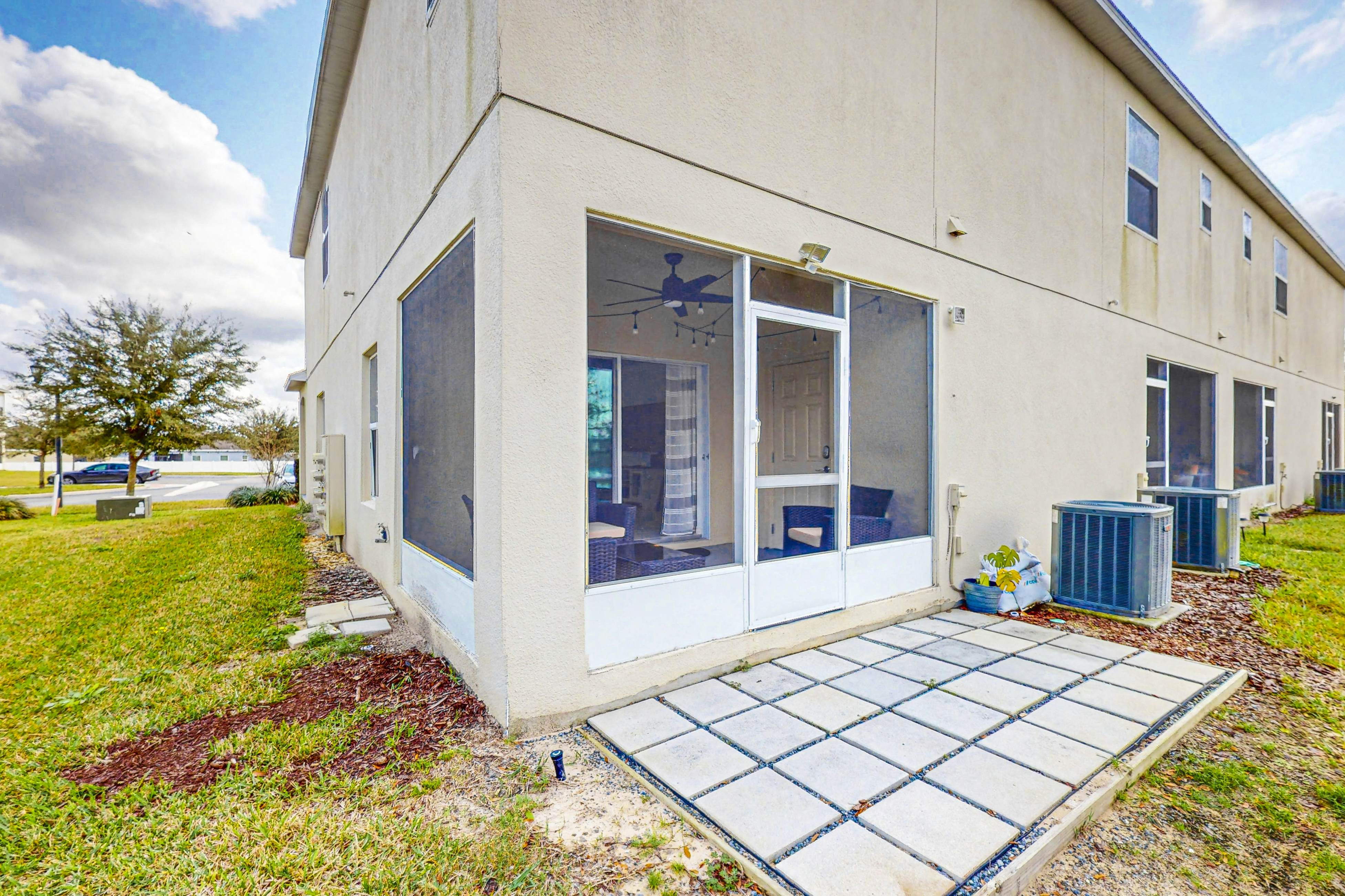 WPR101-308-3 - Paradise on Primrose