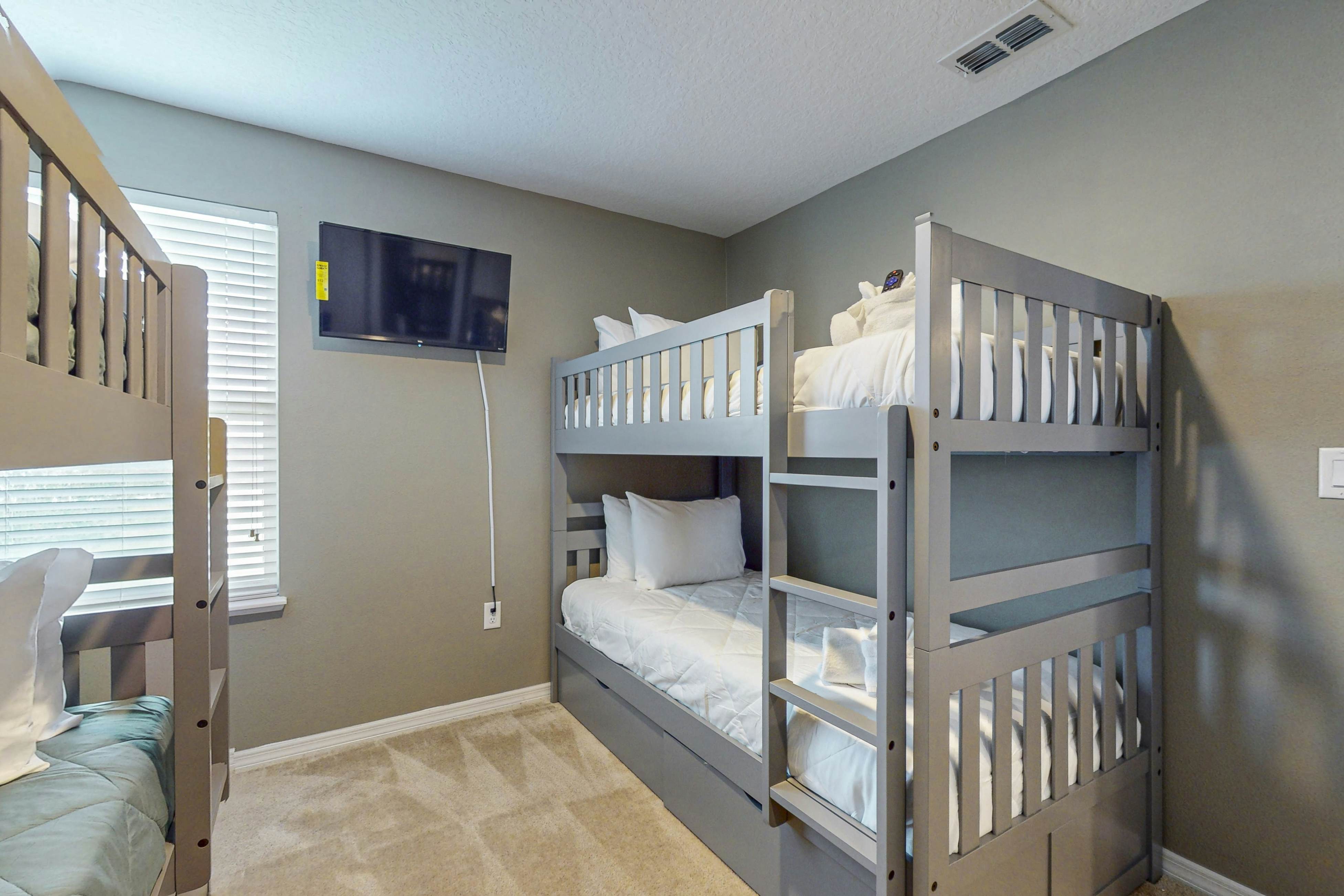 WPR101-308-3 - Paradise on Primrose