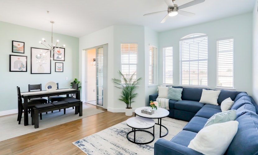 Snowbird-friendly condo near Walt Disney World Resort w/pool, WiFi, AC, and W/D