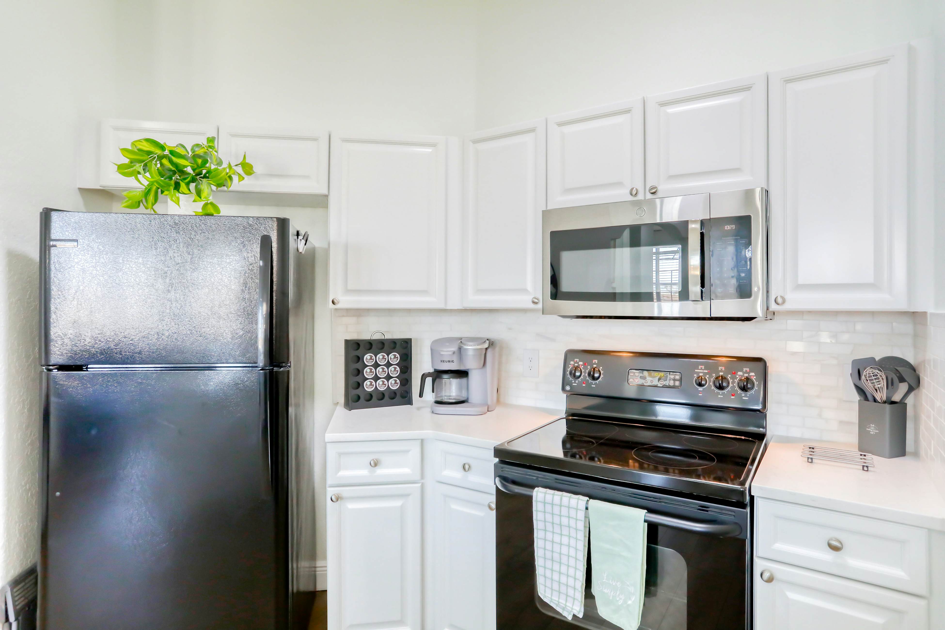 TRR105-618-3 - Pink Apple