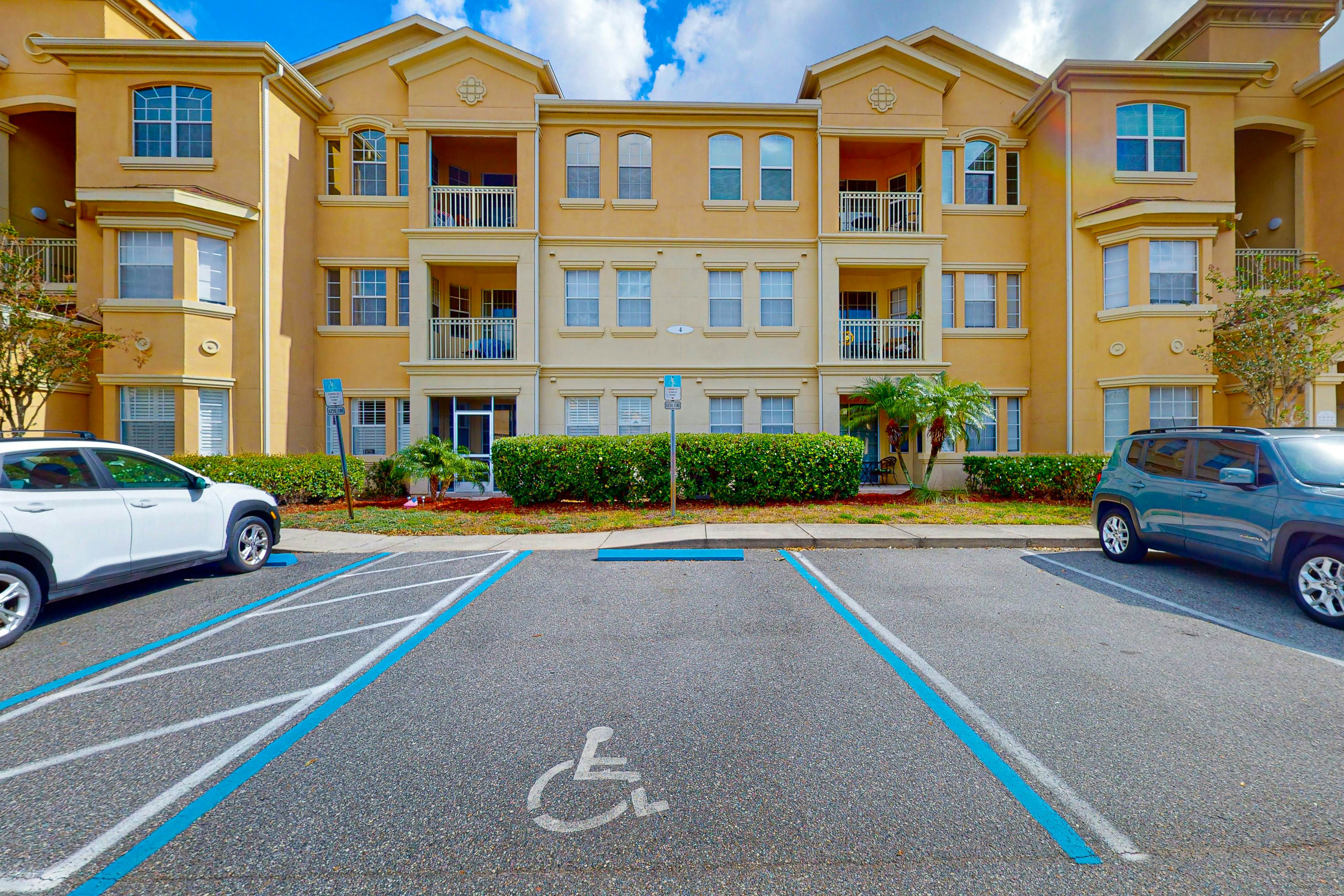 TRR105-618-3 - Pink Apple