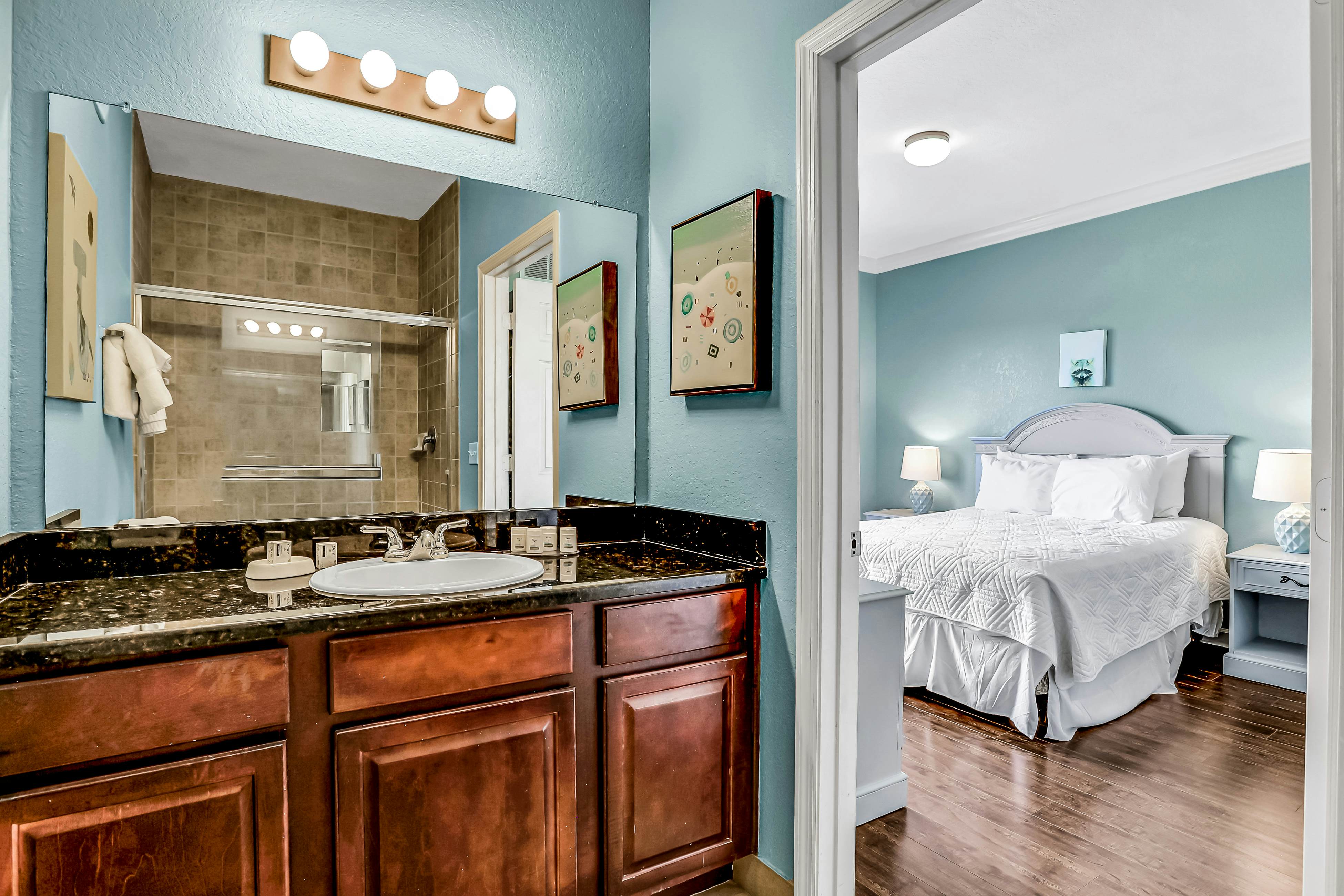 TUS104-1370-5402-2-Tuscana Trip of a Lifetime - Tuscana Resort