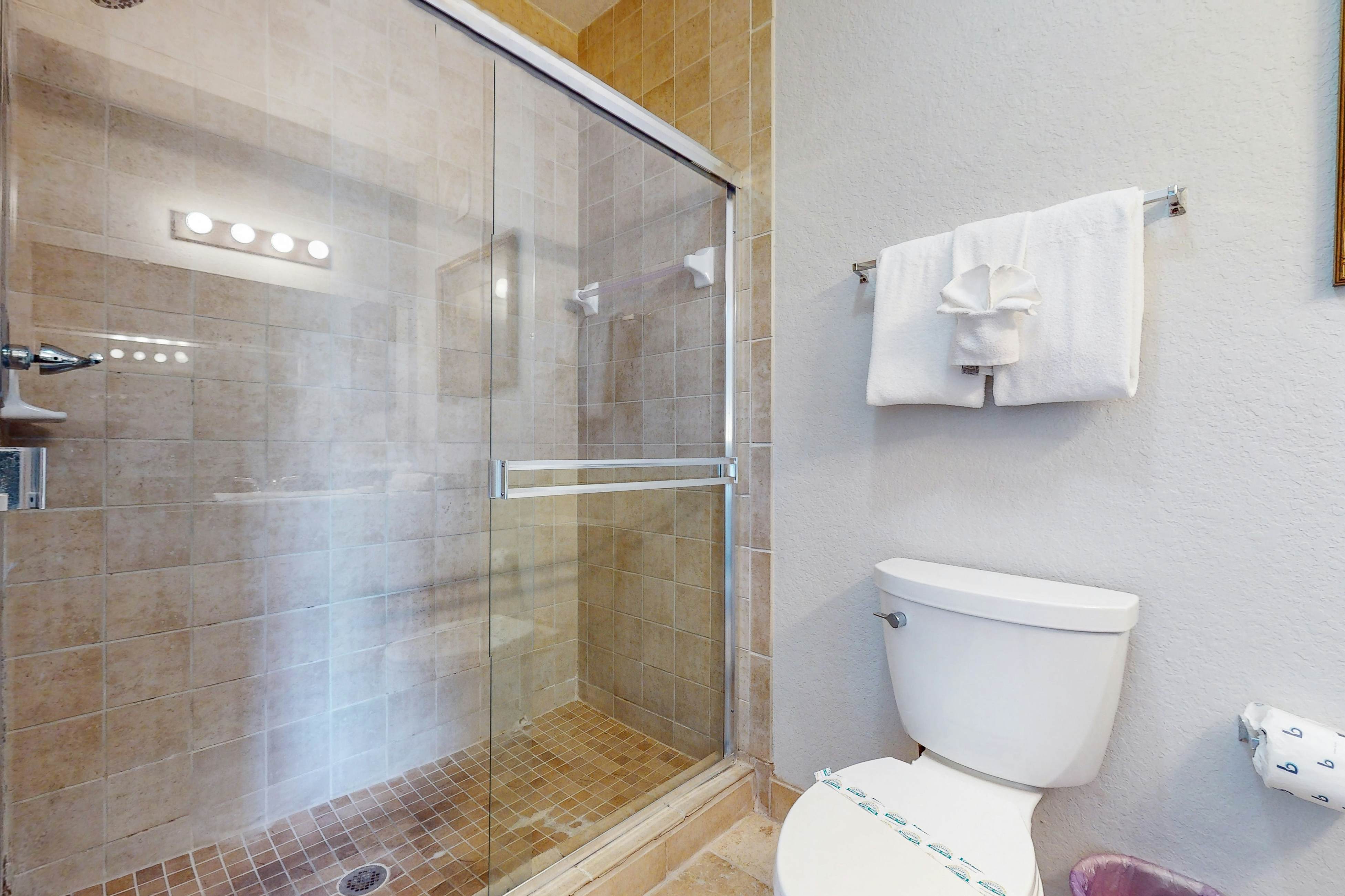 TUS108-8020-6208-3-Tuscana Resort #6208