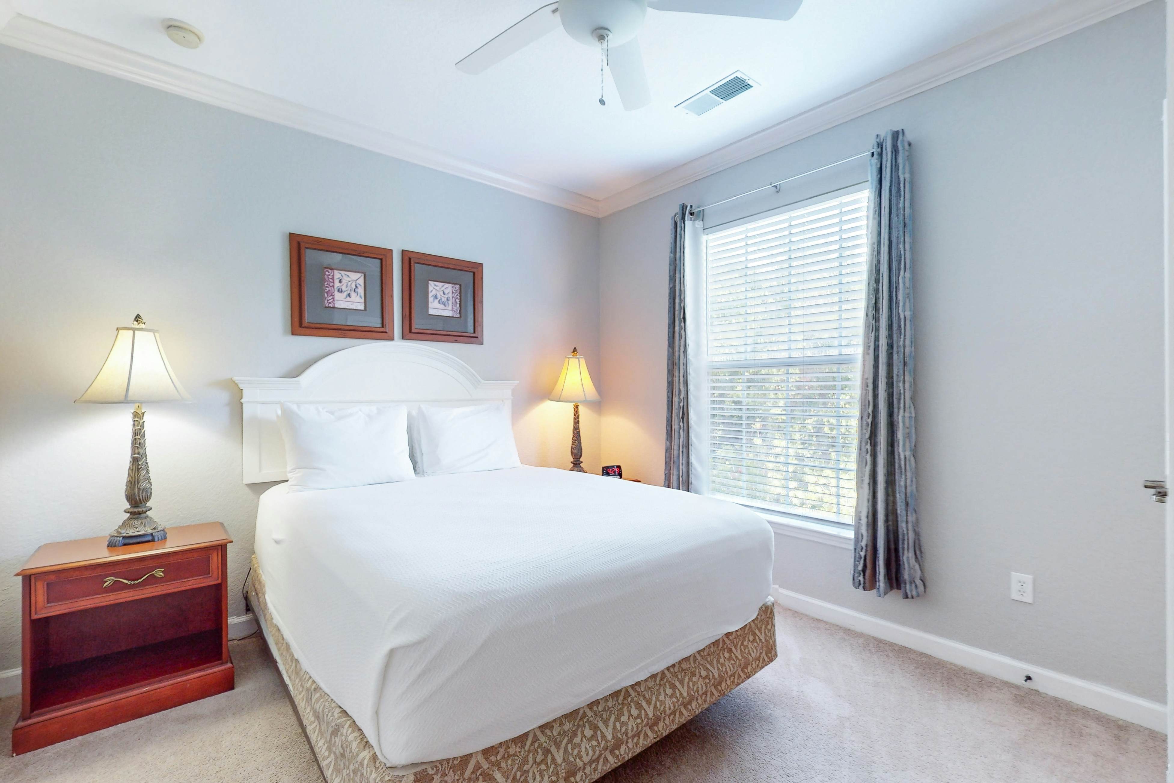 TUS108-8020-6208-3-Tuscana Resort #6208