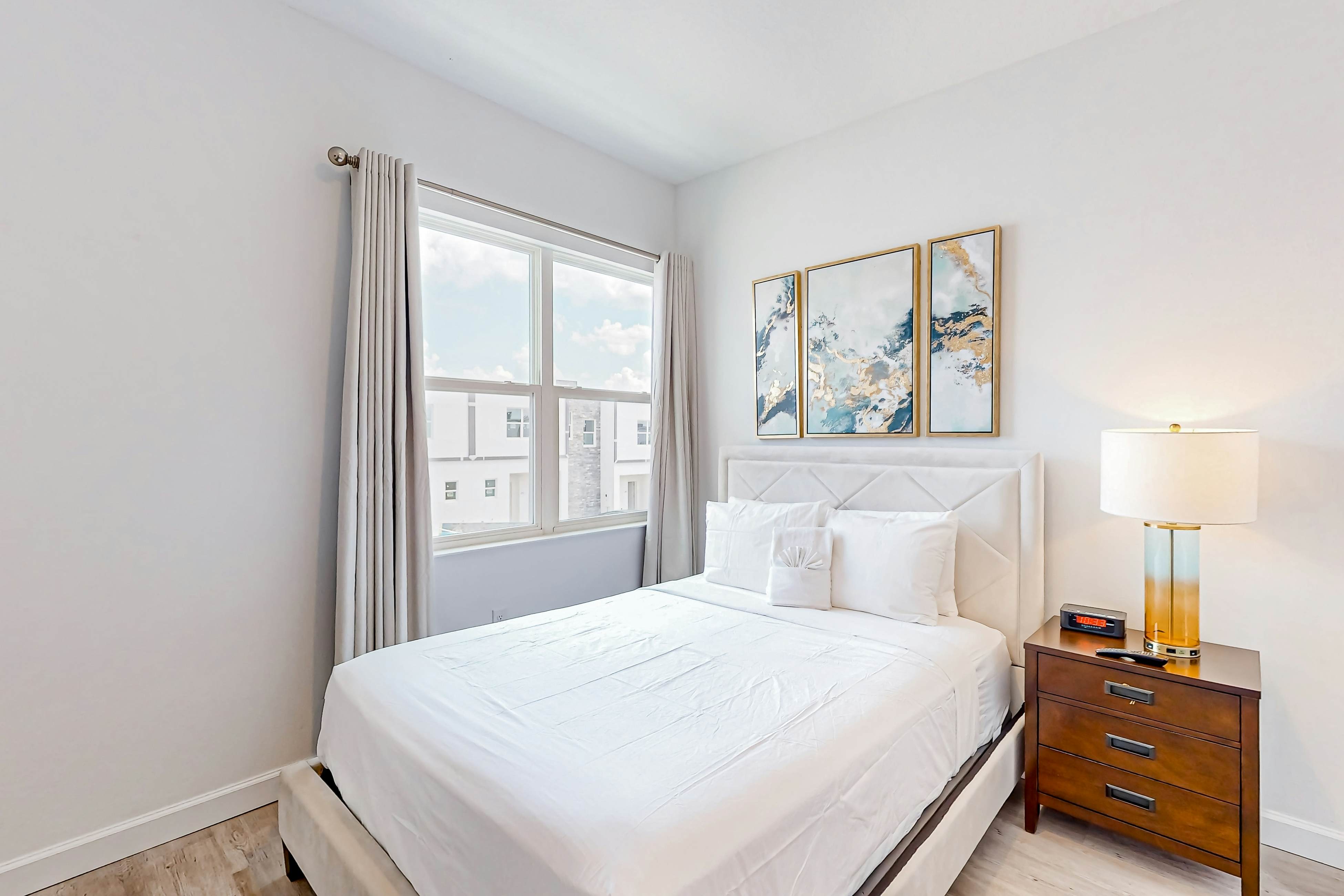 AZU121-669-4-P - Azur Resort 669