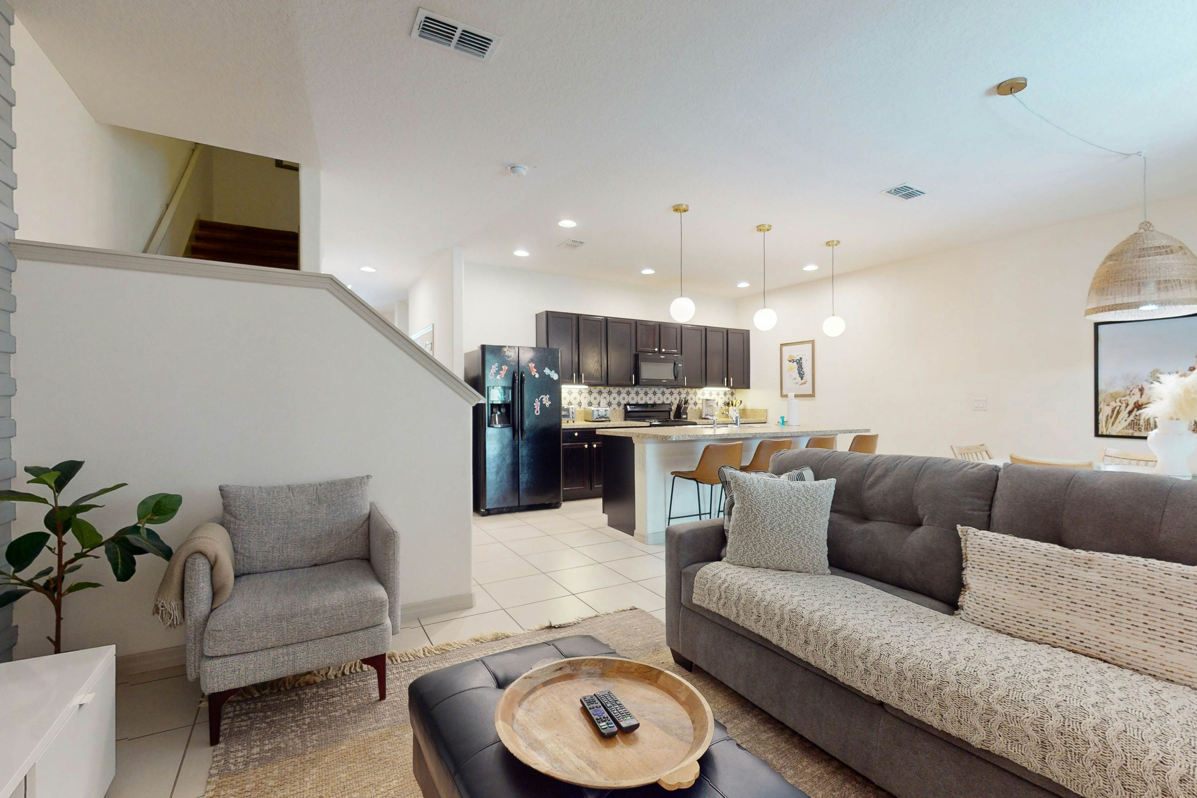 SOL114-4755-4-P-Solterra Escape - Solterra