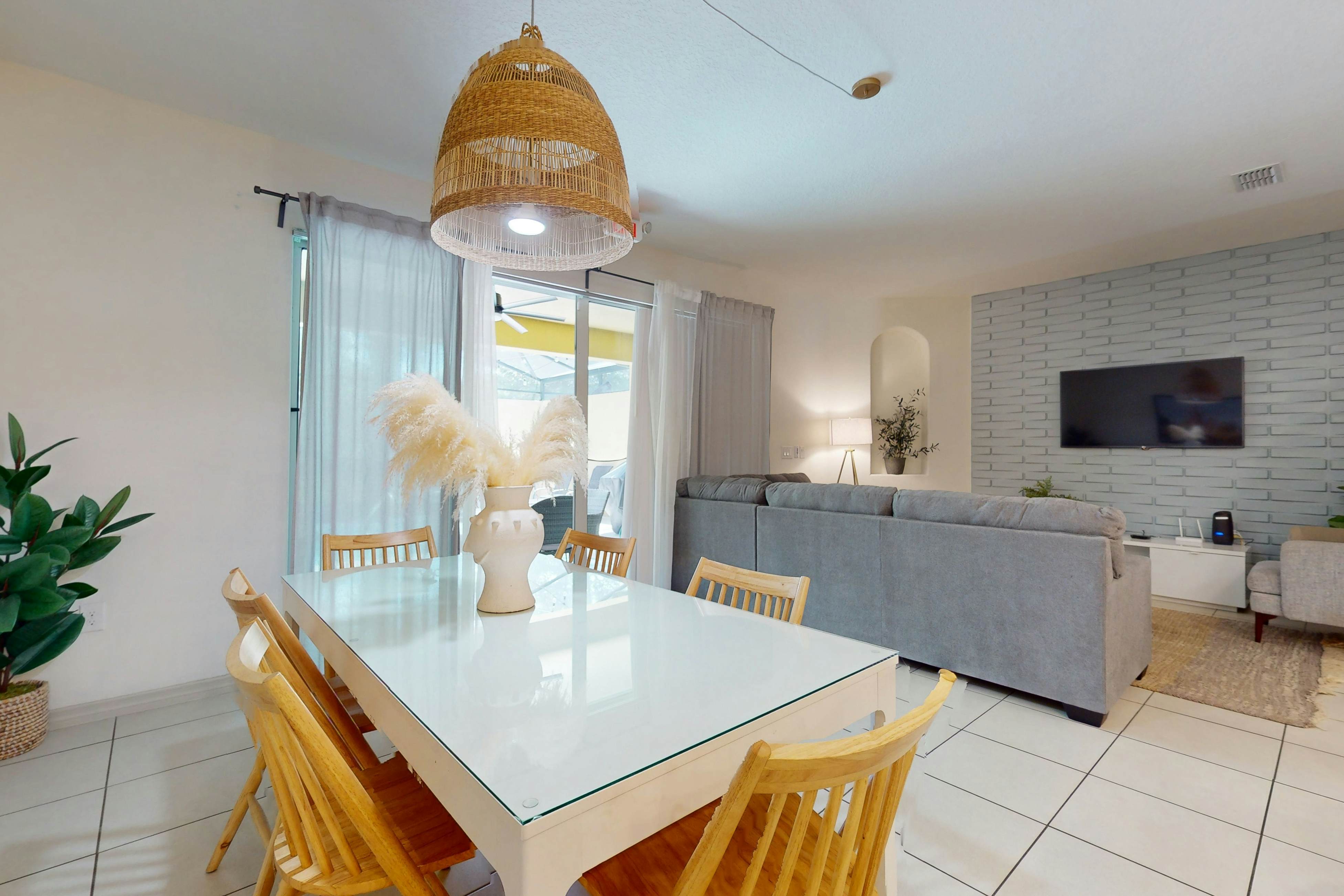 SOL114-4755-4-P-Solterra Escape - Solterra