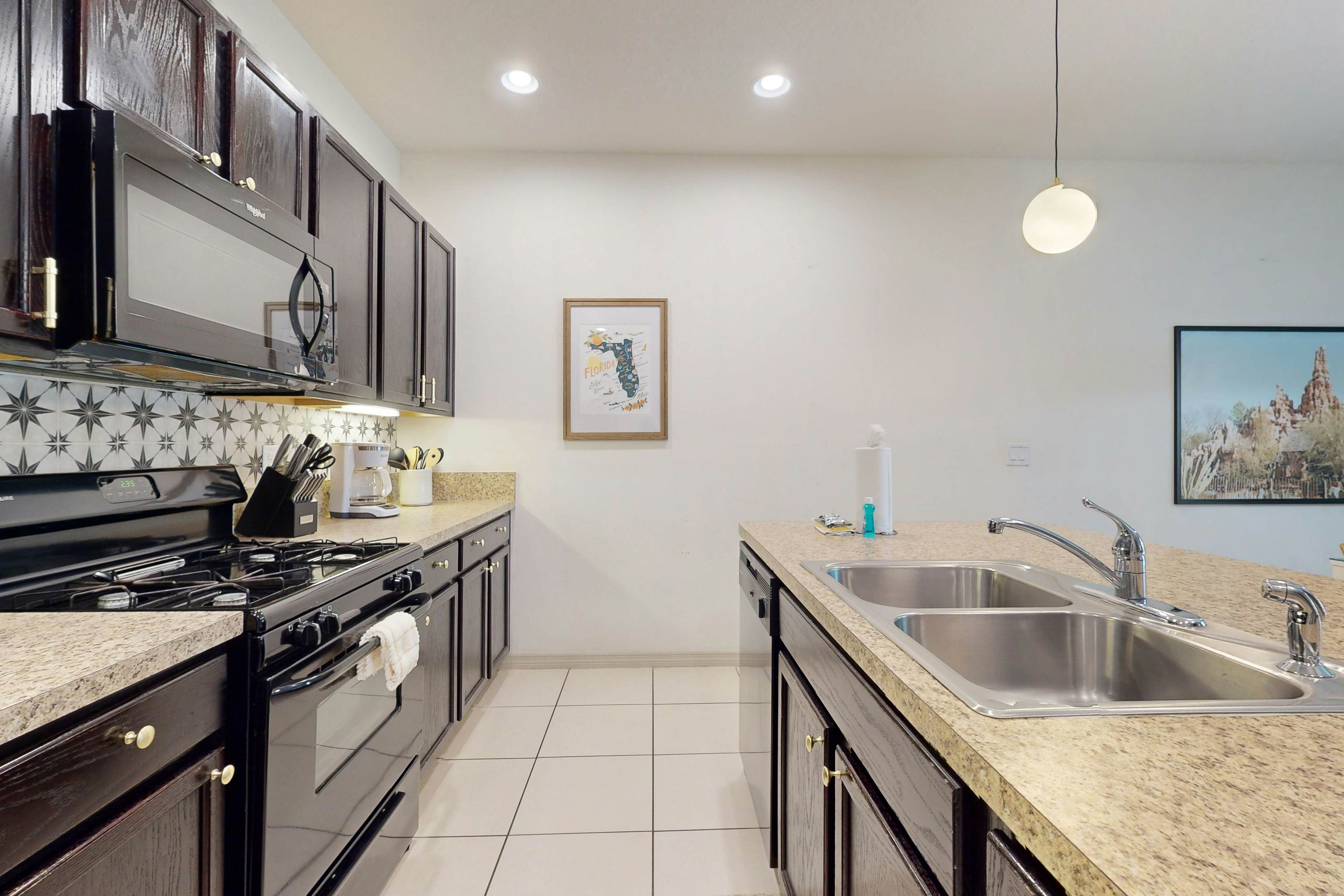 SOL114-4755-4-P-Solterra Escape - Solterra