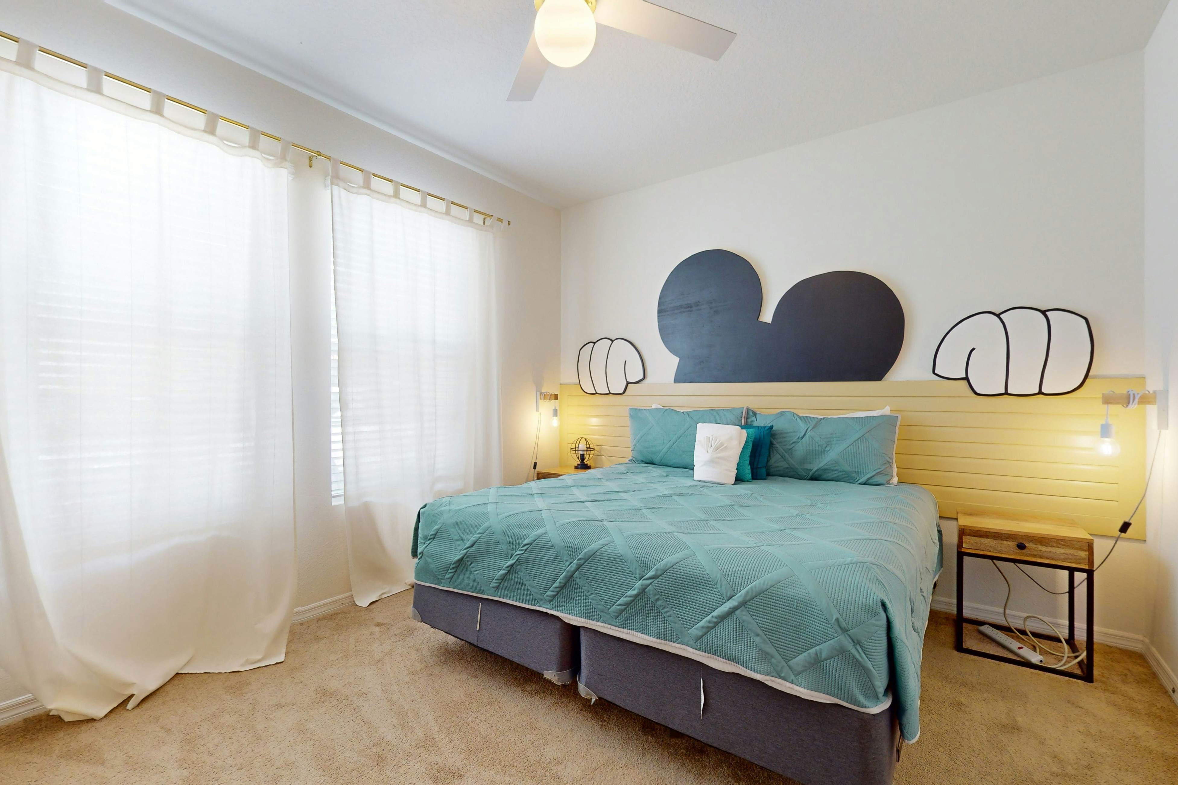 SOL114-4755-4-P-Solterra Escape - Solterra