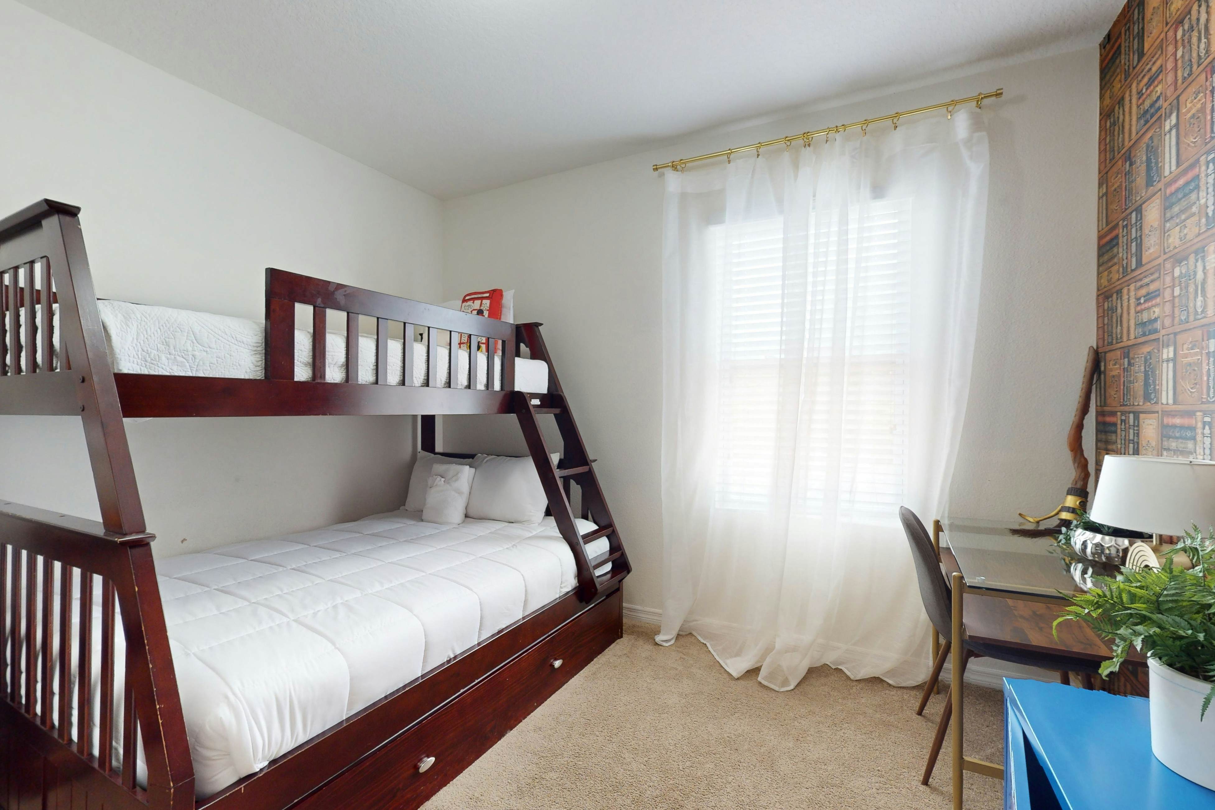 SOL114-4755-4-P-Solterra Escape - Solterra