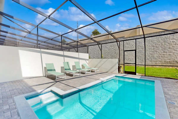 Windsor Island Wonder - private pool, near theme parks & new Club House