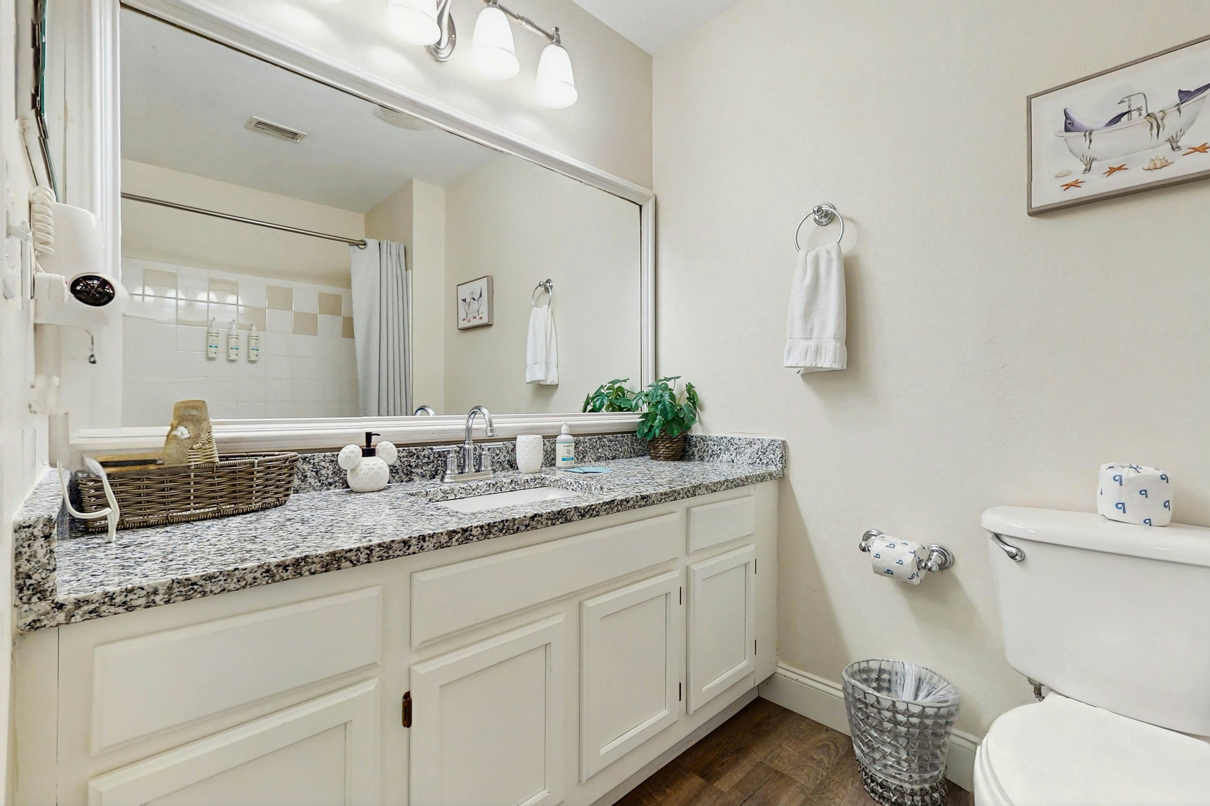 CLC102-5002-104-2 - Mangrove Escape