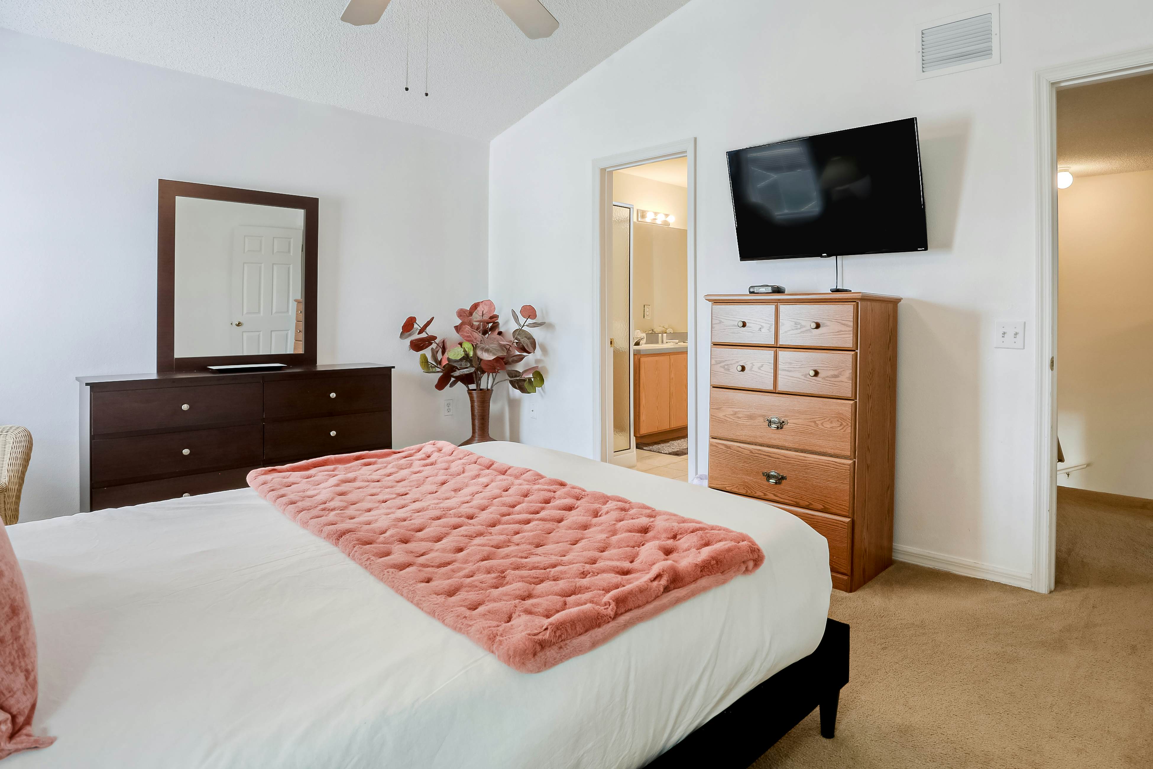 THA101-2537-5-P - Bright and Cozy Escape - The Hamlets