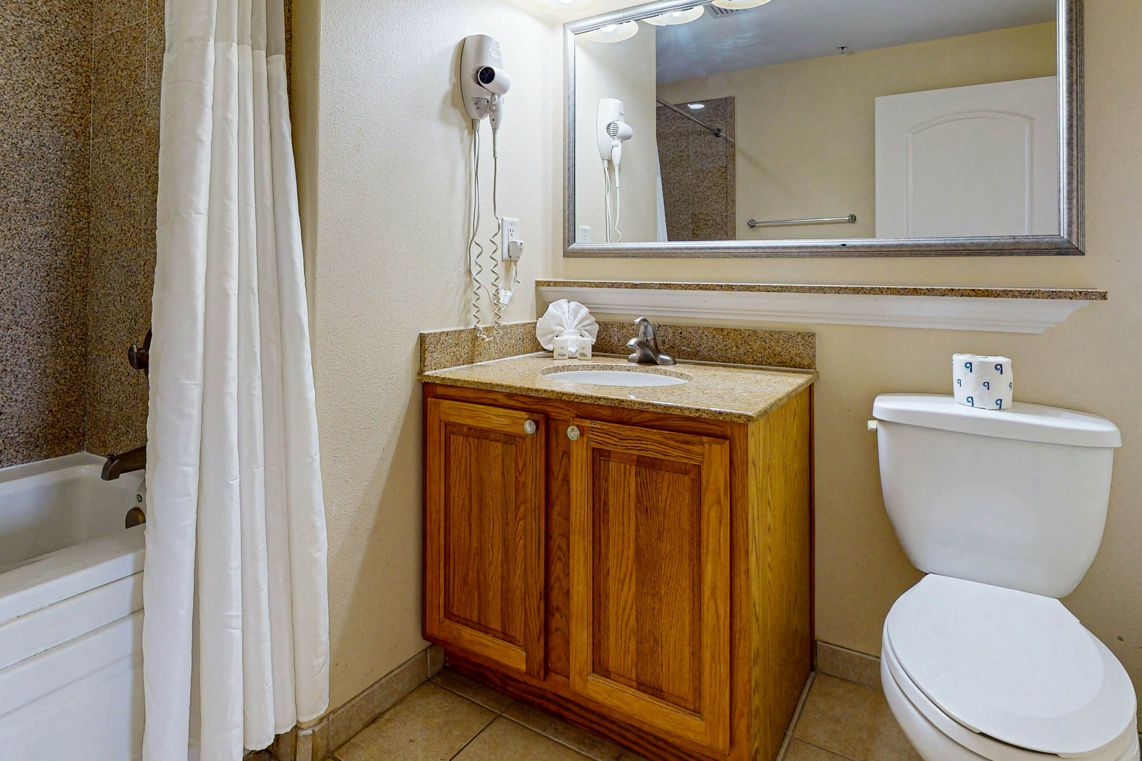 BLU104-13415-1-0310-2 - Blue Heron Beach Resort 1-0310