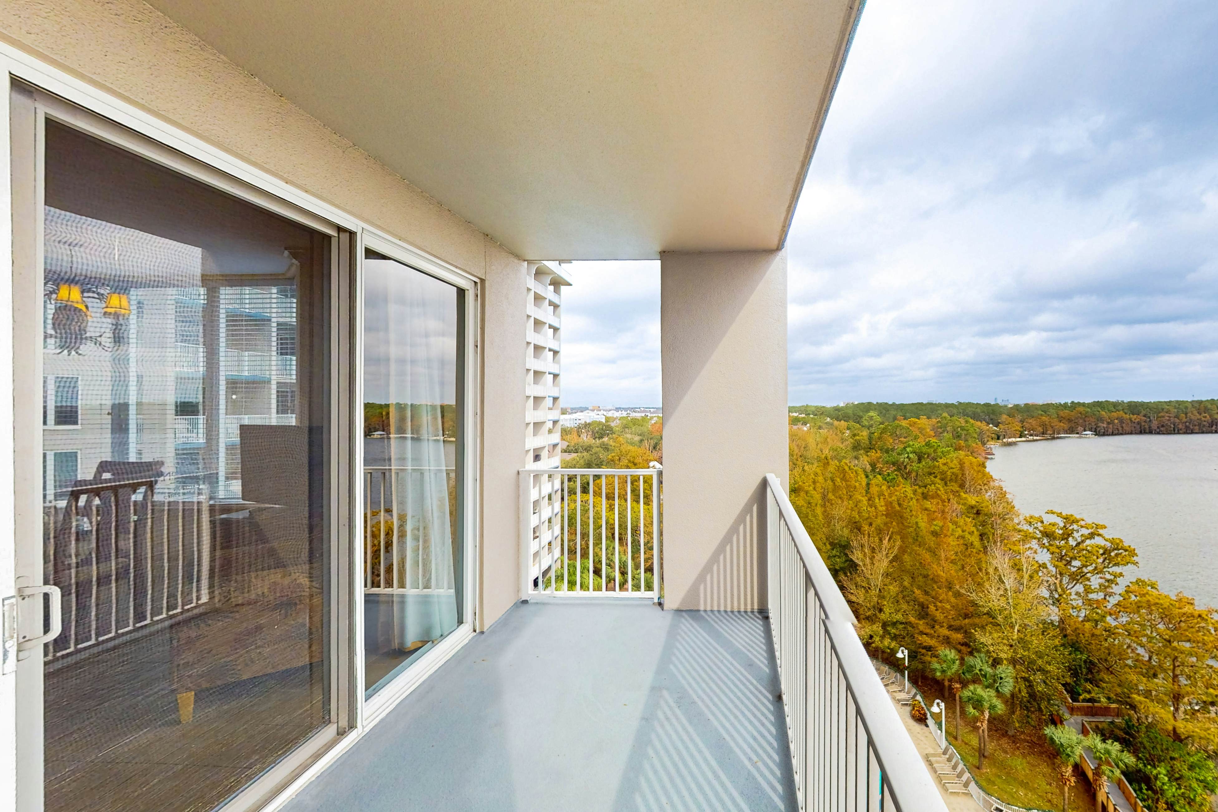 BLU123-13427-2-0701-2 - Blue Heron Beach Resort 2-0701