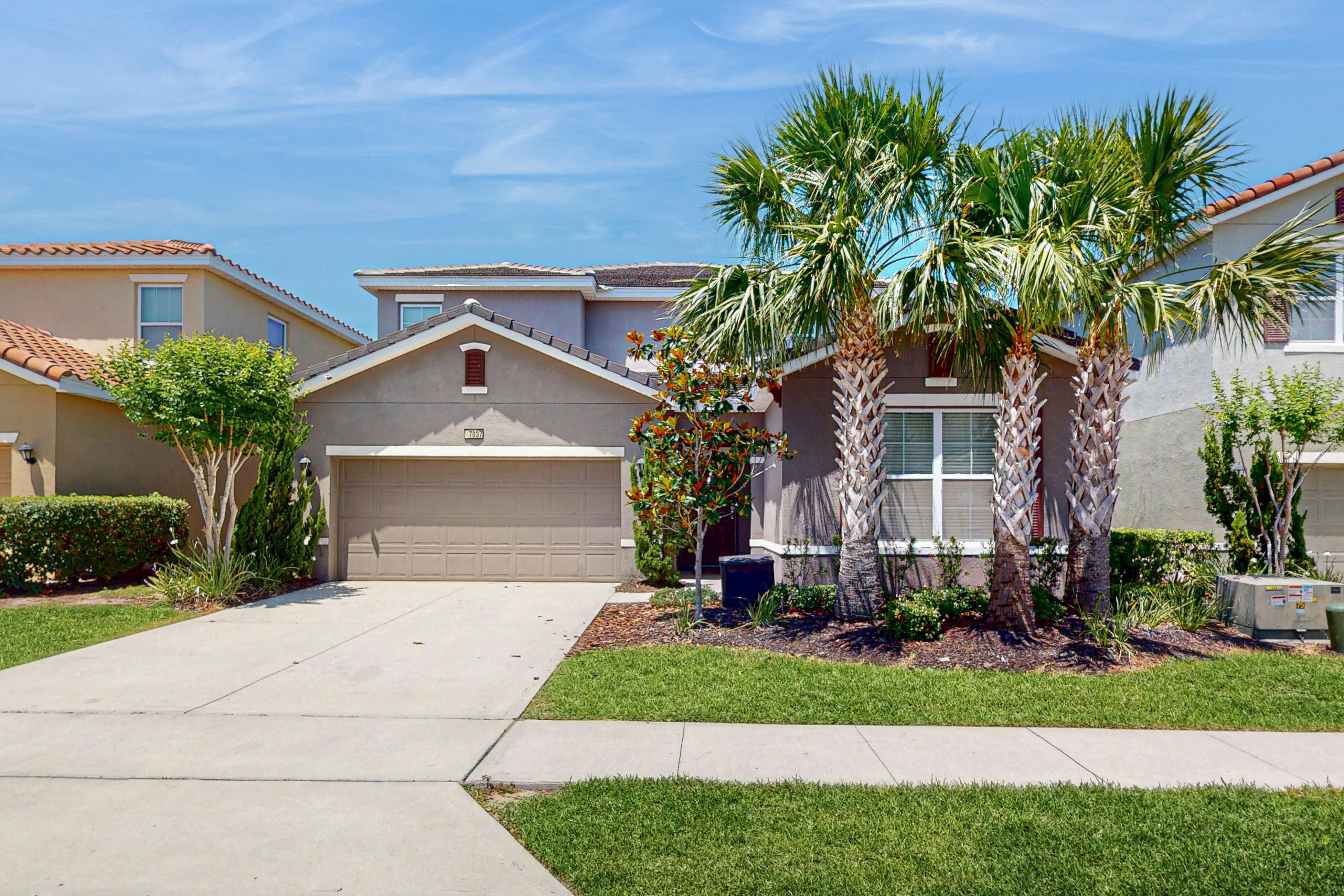 SOL111-7037-6-P-Dooger's Hideaway - Solterra