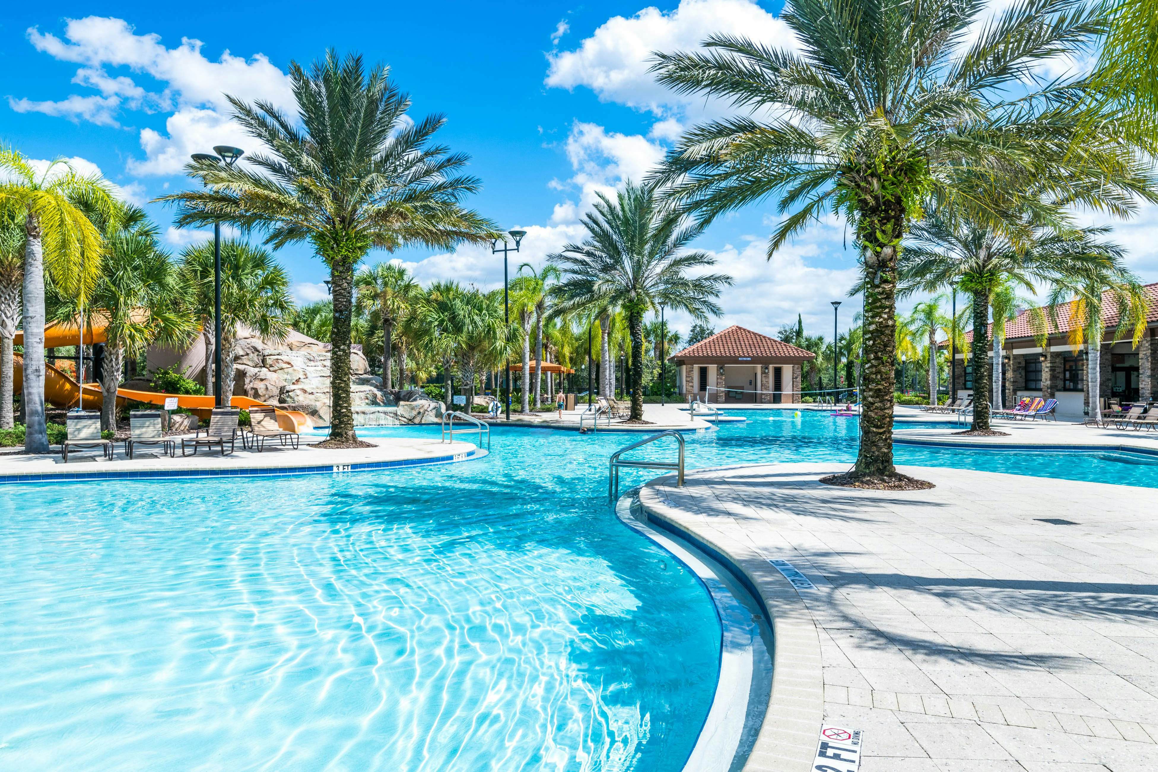 SOL111-7037-6-P-Dooger's Hideaway - Solterra