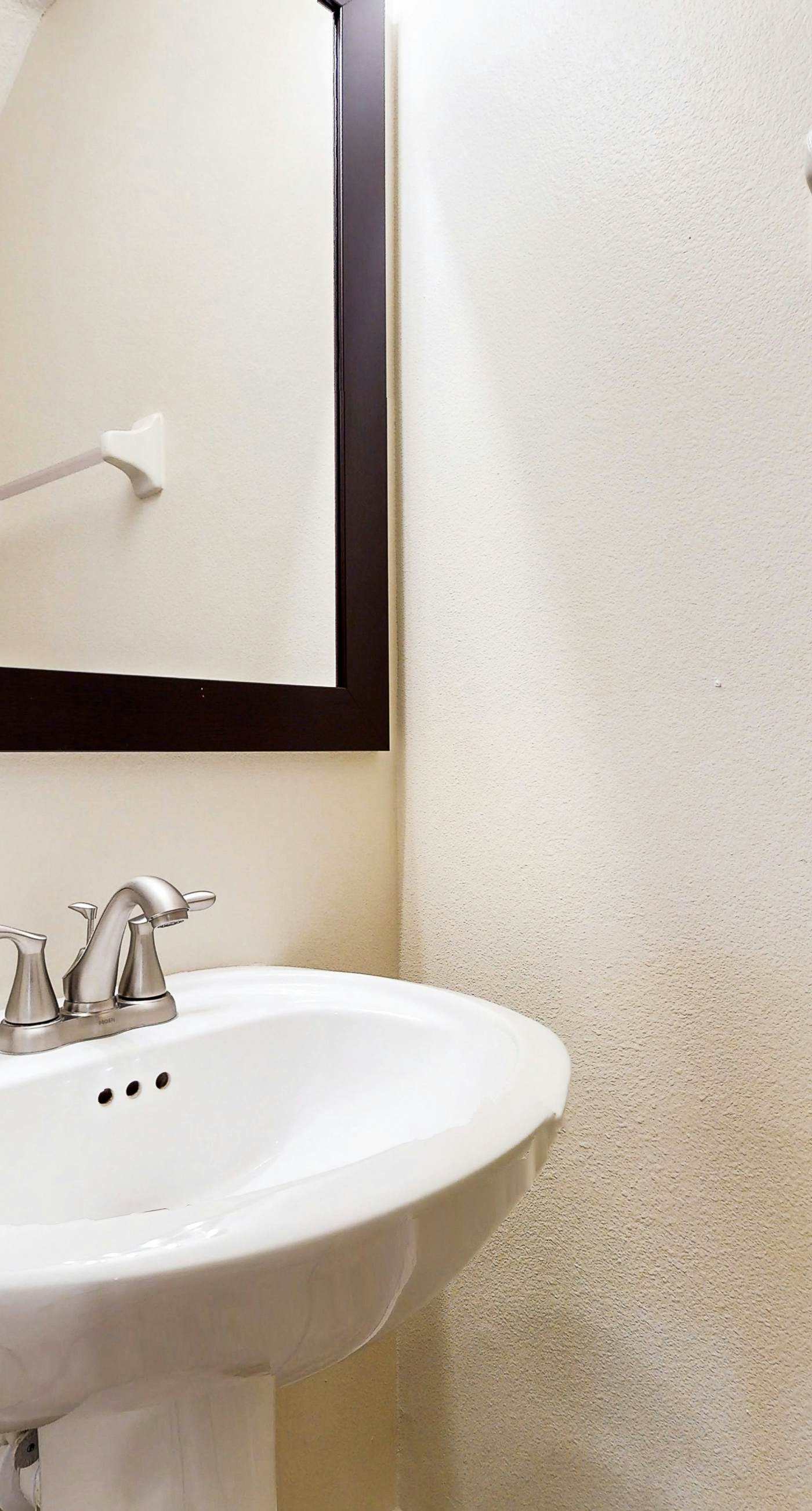 FCG102-8119-3 -Roseville Getaway-The Fountains at Champions G