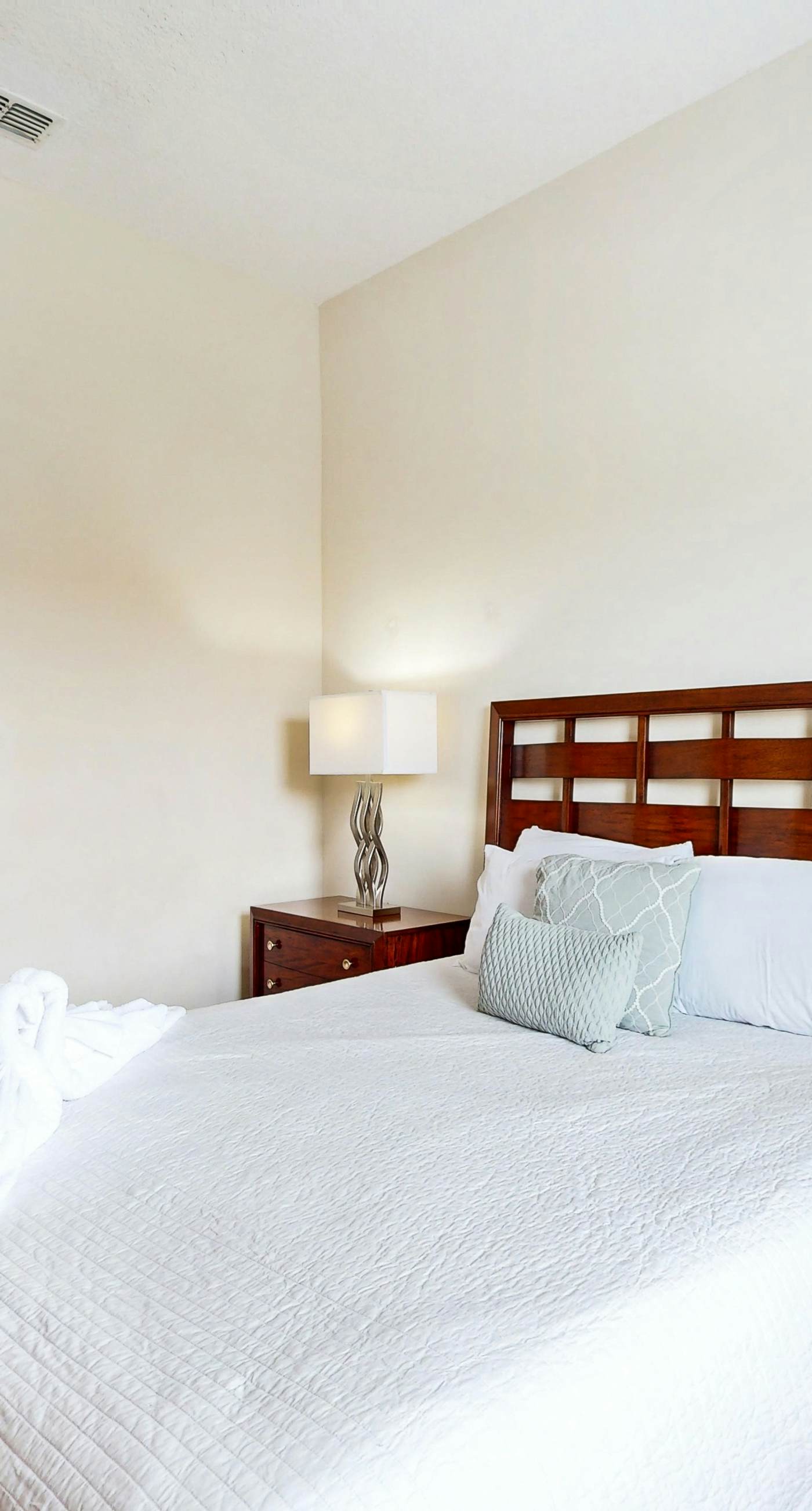 FCG102-8119-3 -Roseville Getaway-The Fountains at Champions G