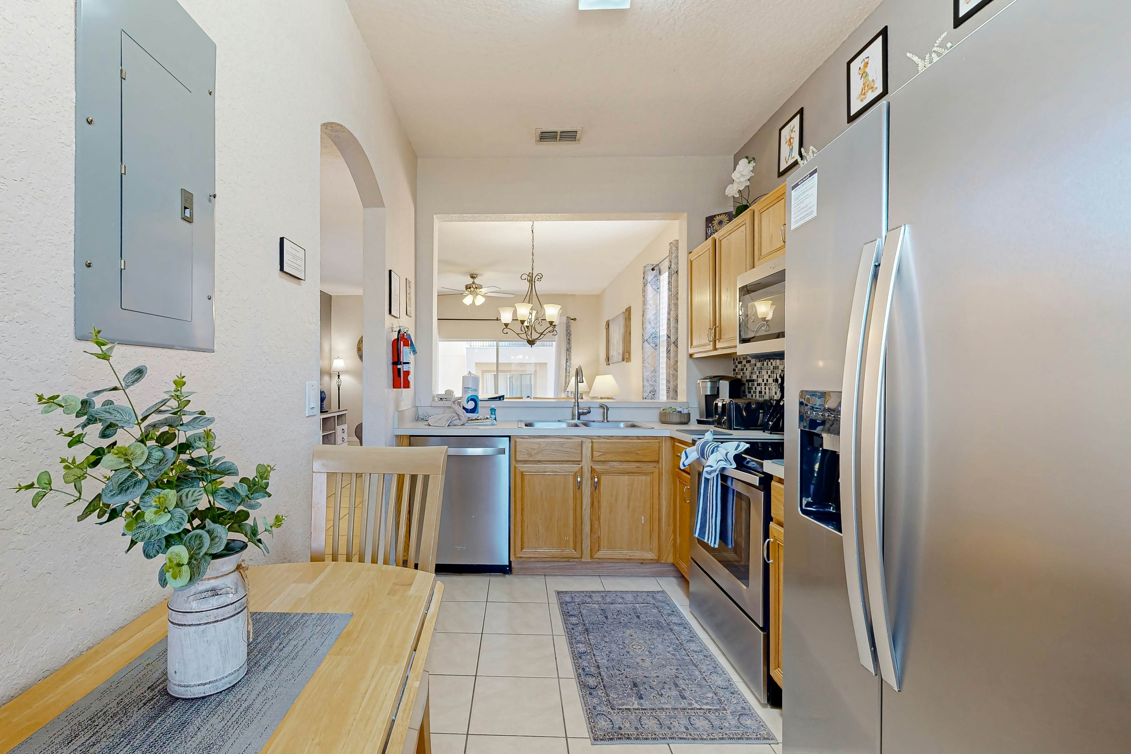 RGP103-349-4 - The Orange Oasis