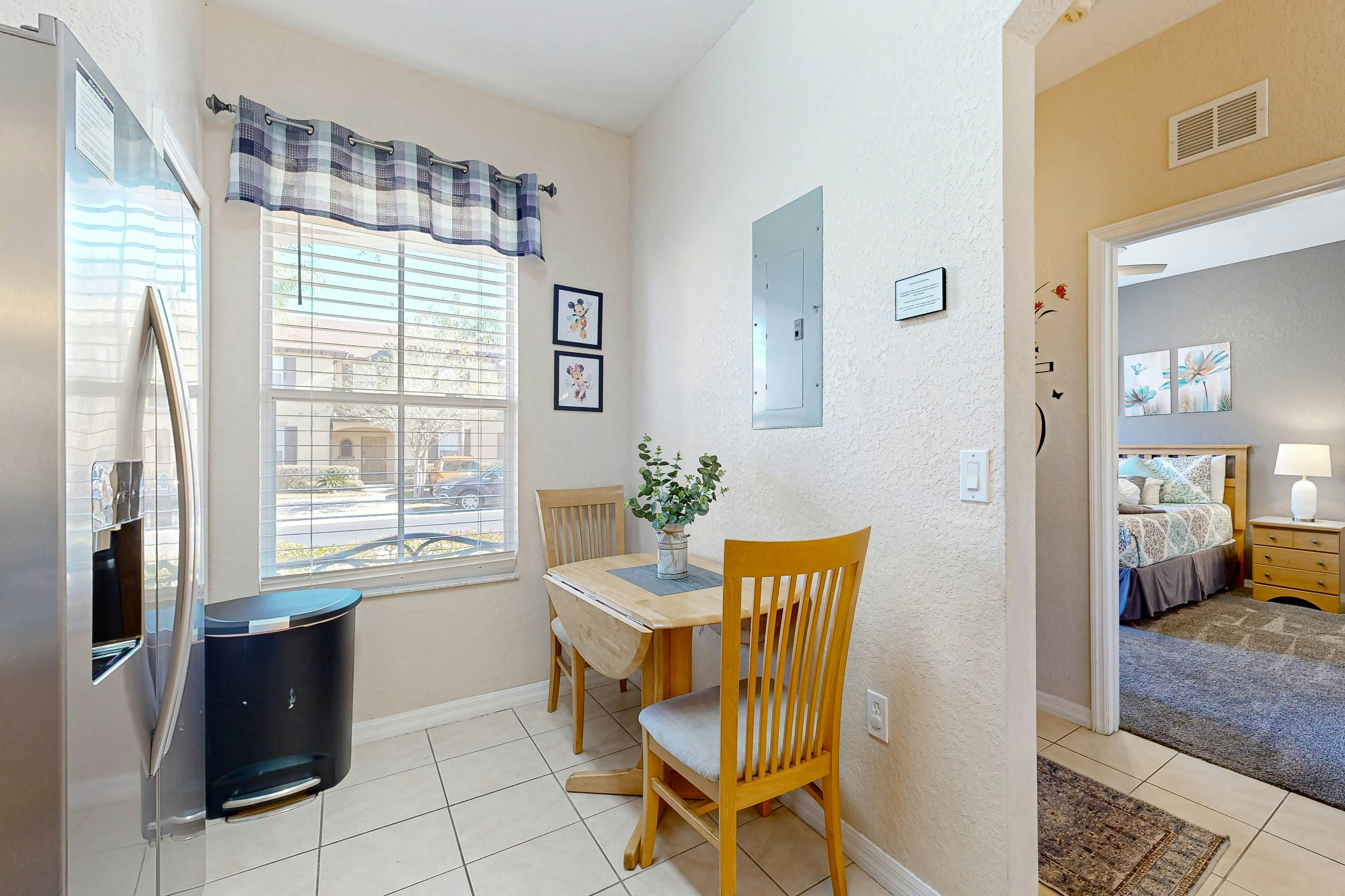 RGP103-349-4 - The Orange Oasis