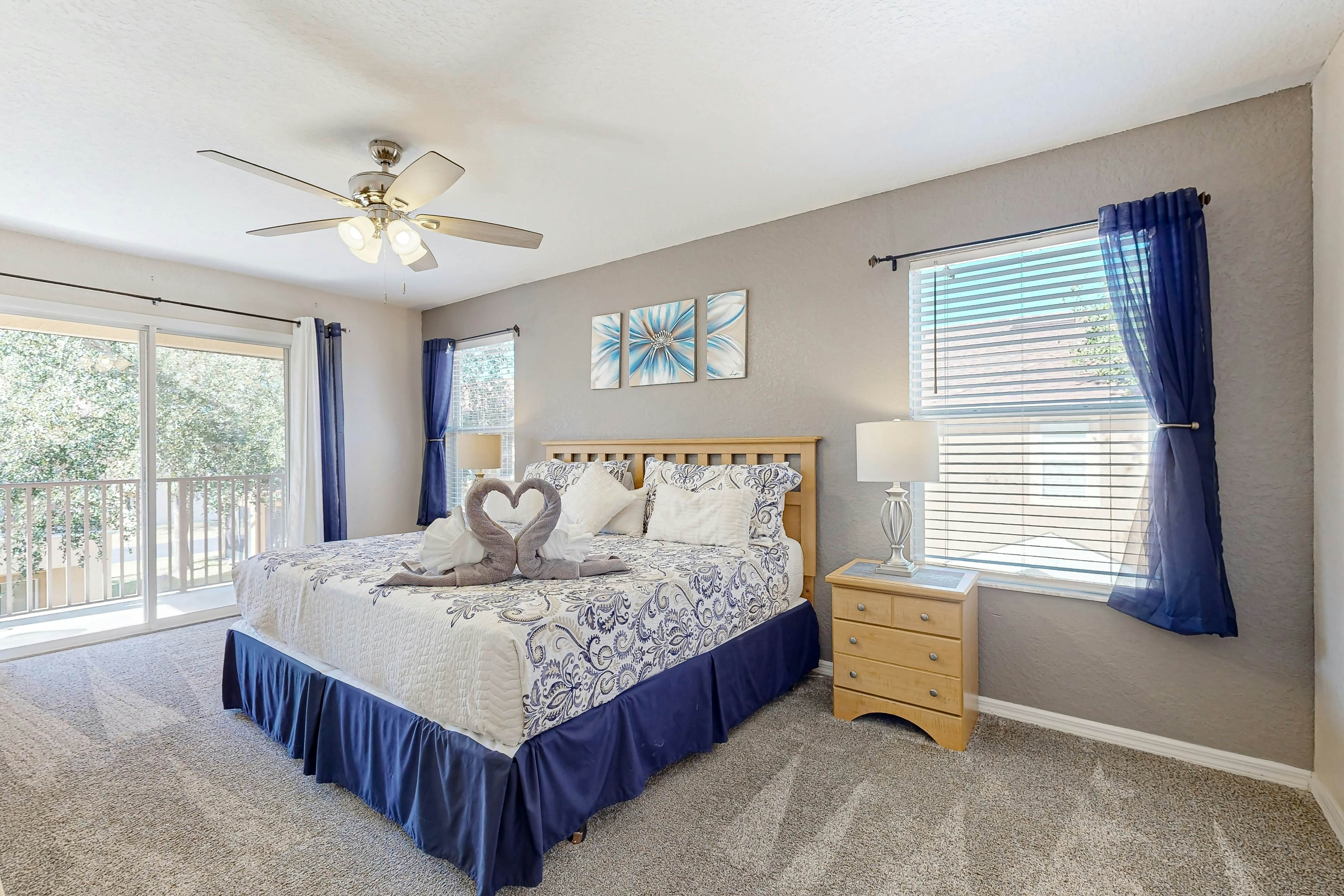 RGP103-349-4 - The Orange Oasis