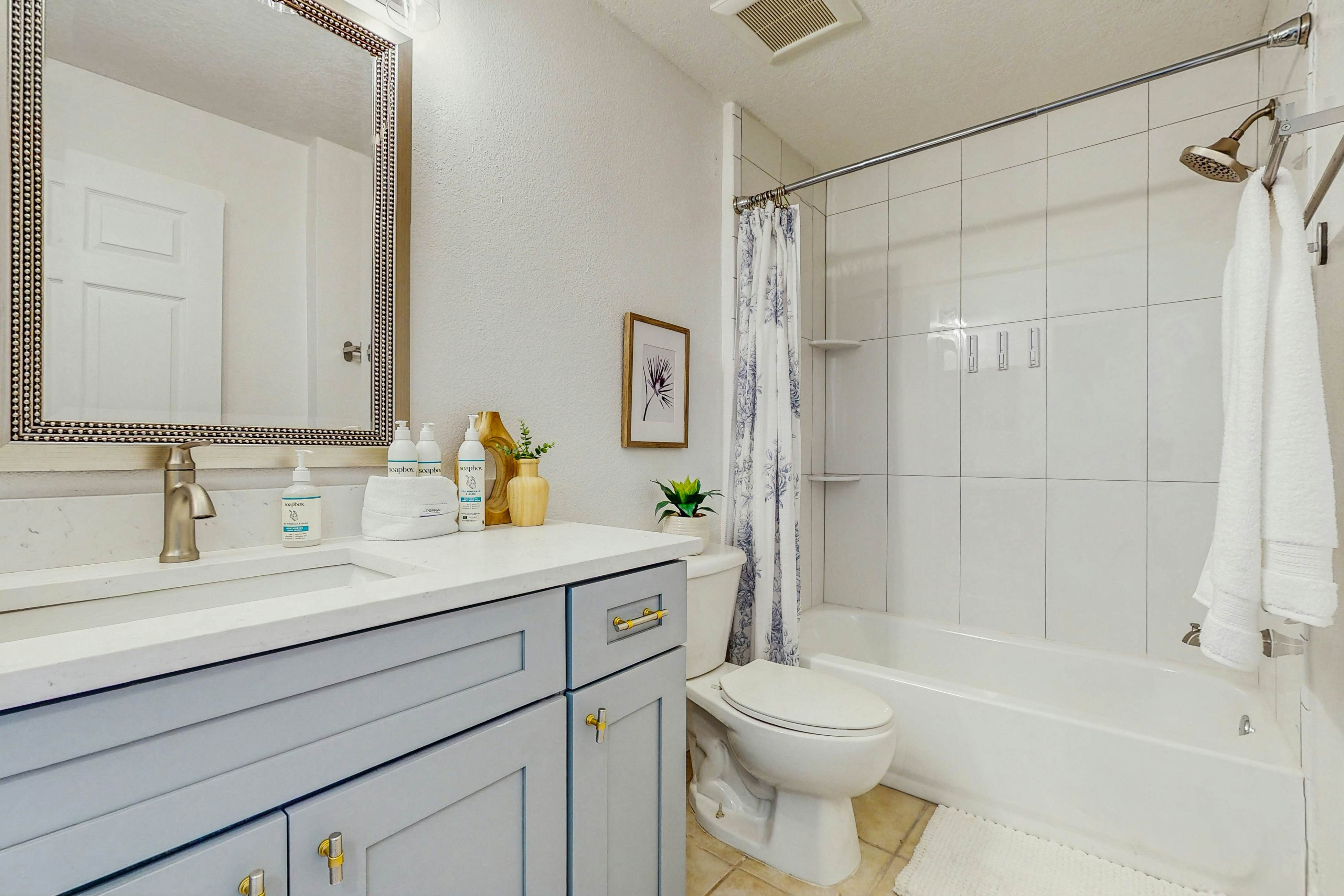 WQR102-8815-207-3 - A Worldquest Wonderland