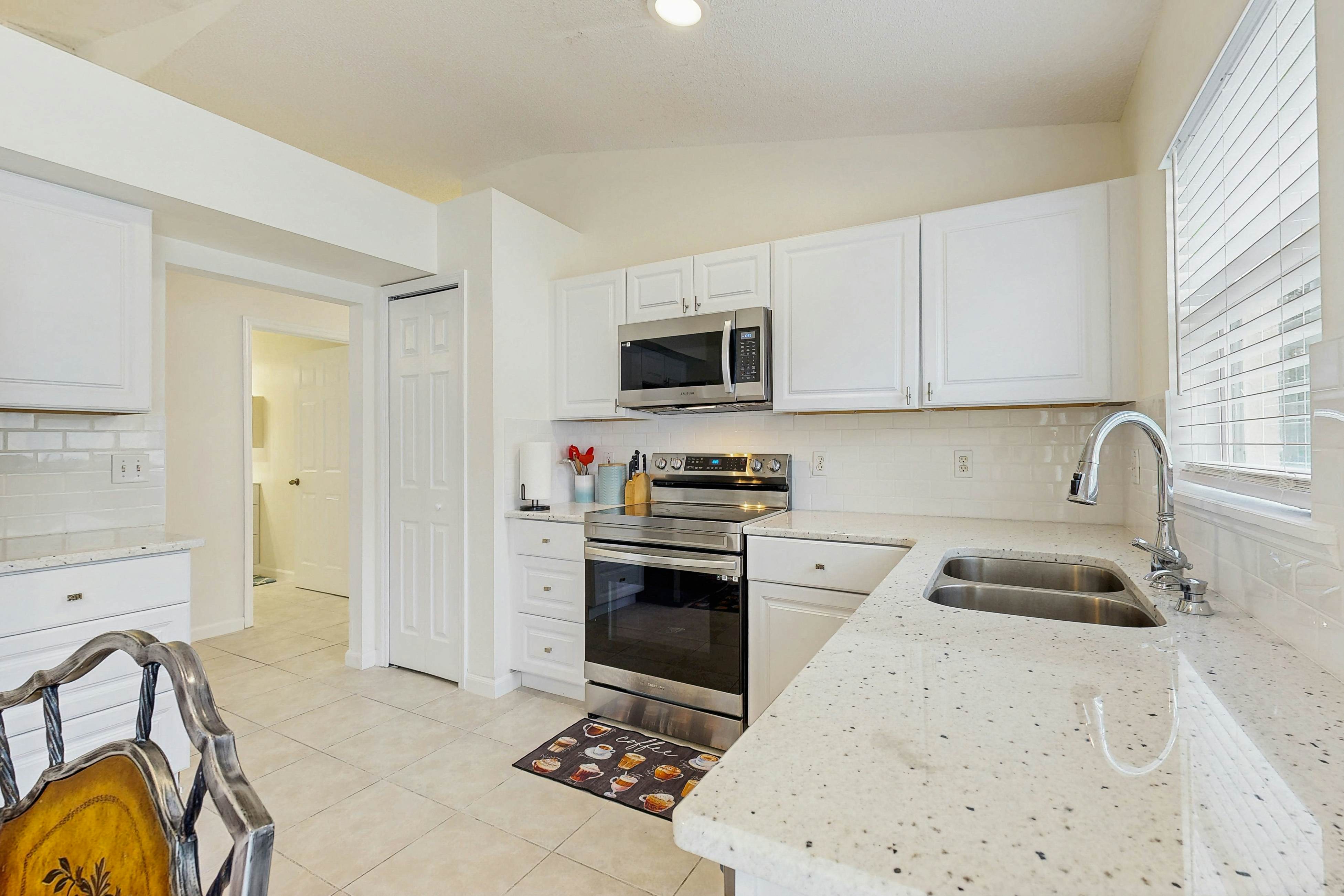 FCA111-1104-5-P - Winding Water Oasis