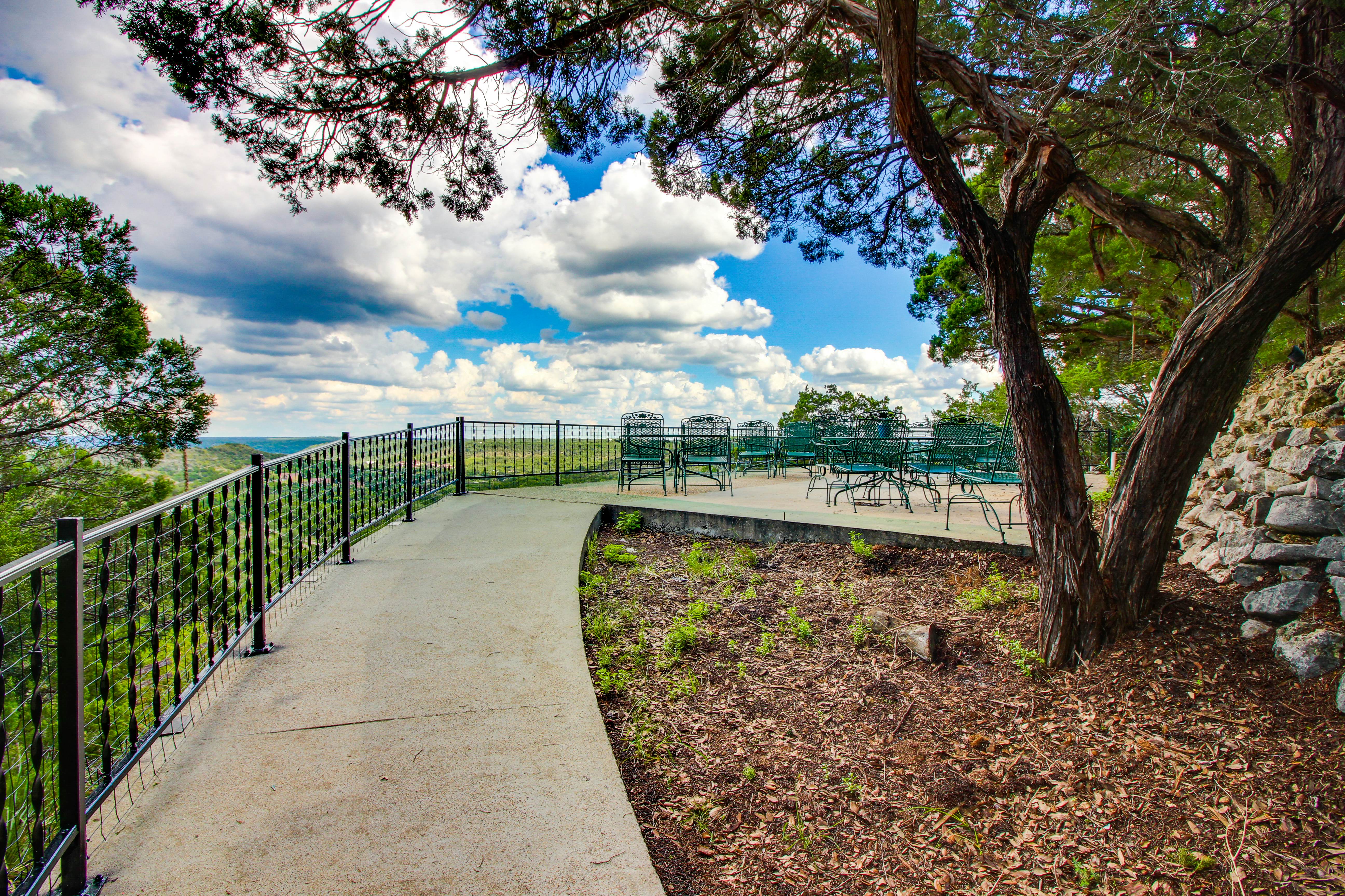 Maverick Mountaintop Retreat
