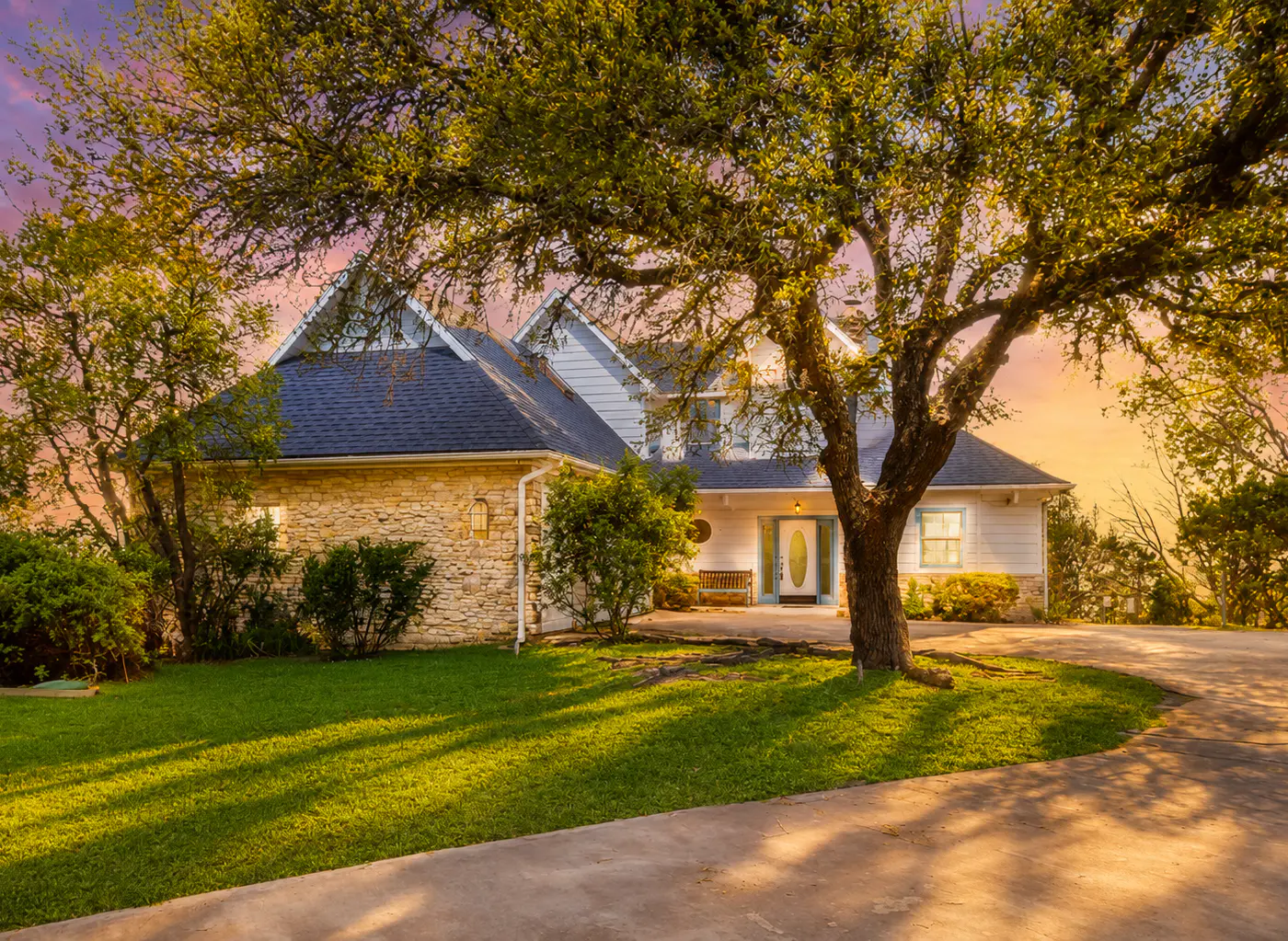 Maverick Mountaintop Retreat