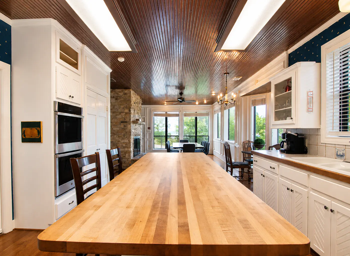 Maverick Mountaintop Retreat