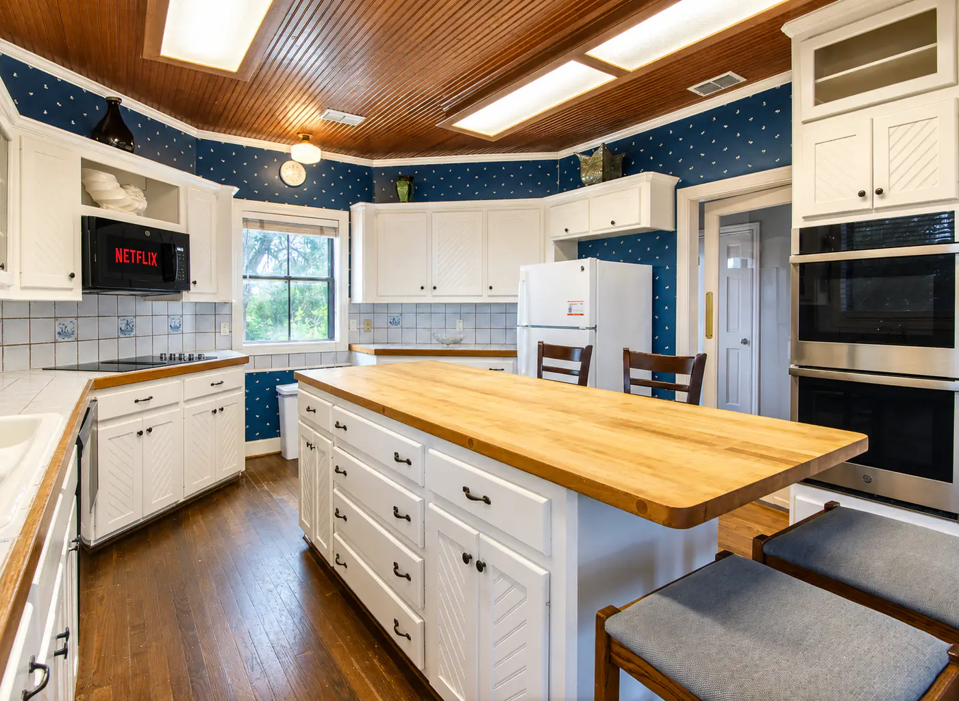 Maverick Mountaintop Retreat
