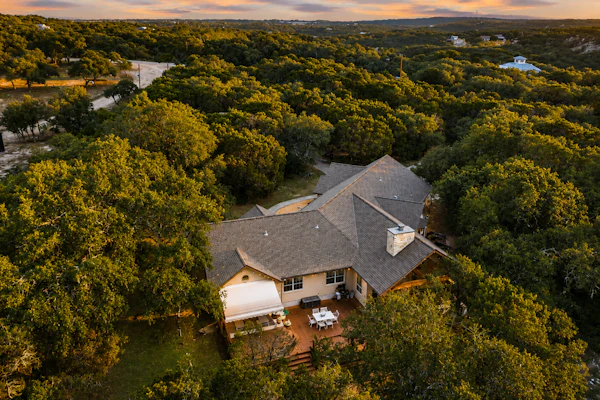5-acre Hill Country home with views & outdoor entertaining - dog-friendly