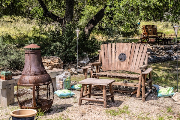 Steps to Remi's Ridge & Hayes Hollow Century Oak Casita - Near Canyon Lake