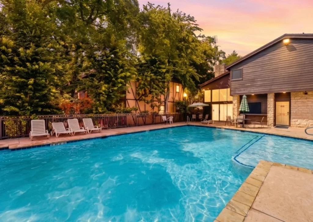 Camp Warnecke Estates Unit B109
