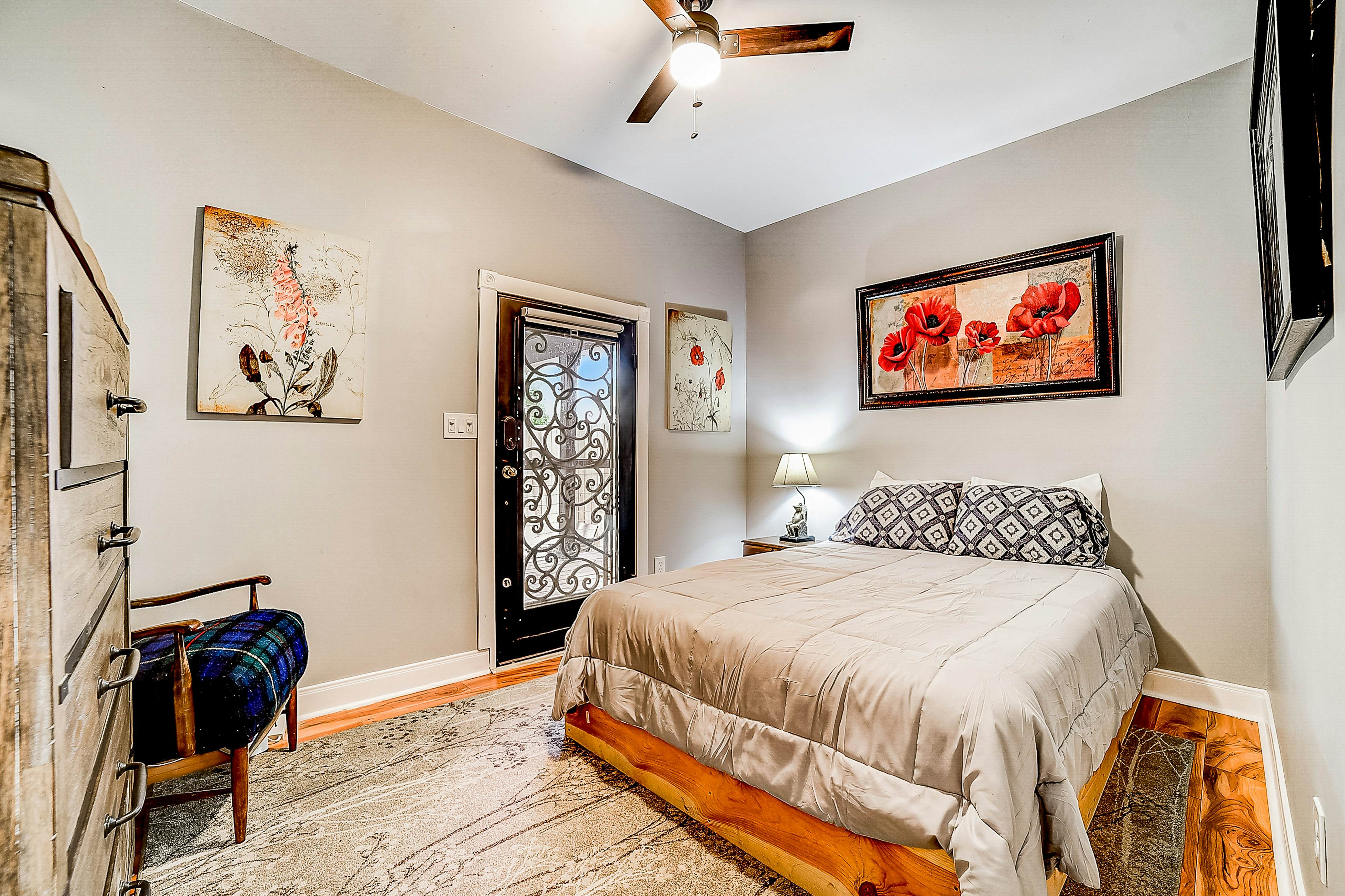 Hideaway off St Marys