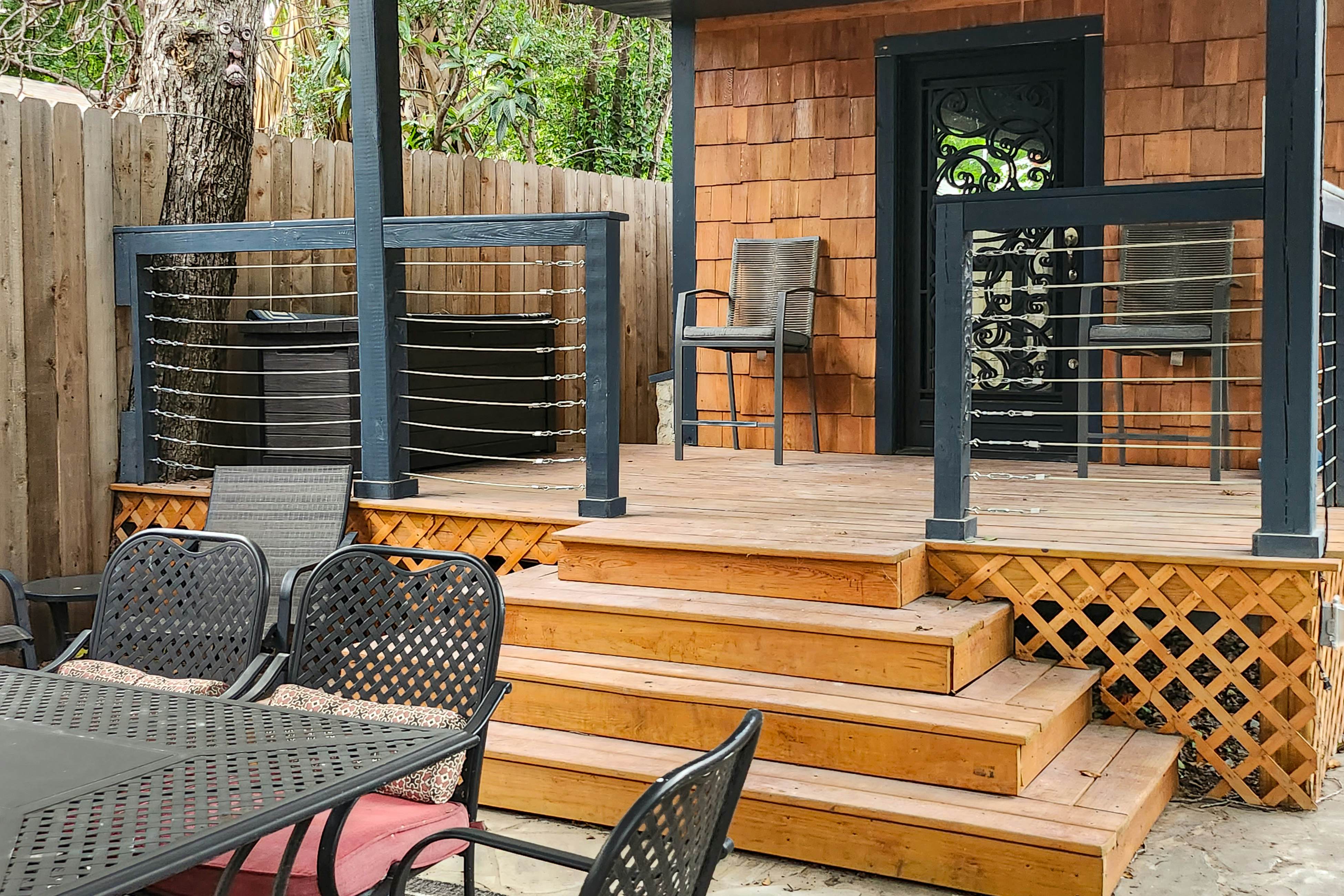 Hideaway off St Marys