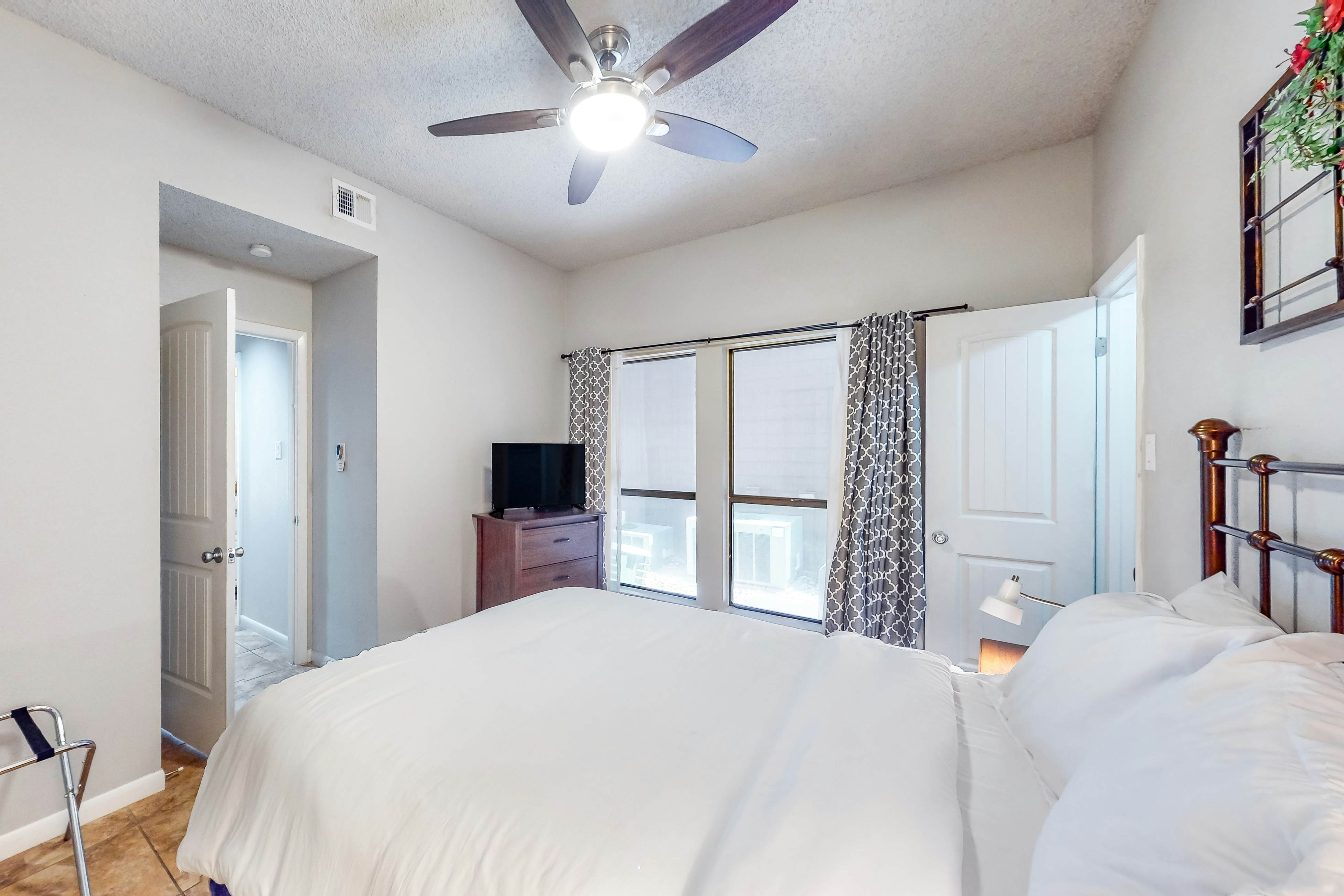 Camp Warnecke Estates Unit B104